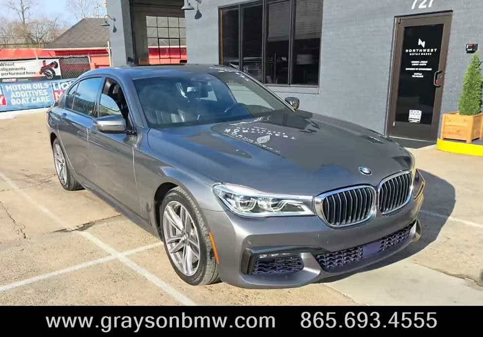 2018 BMW 7 Series 750i RWD