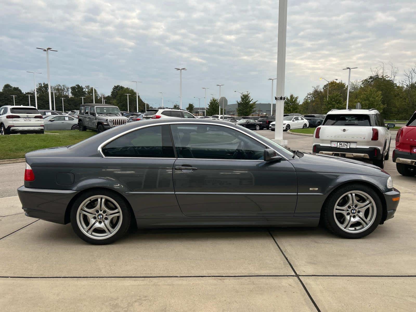 2002 BMW 3 Series 330Ci 5