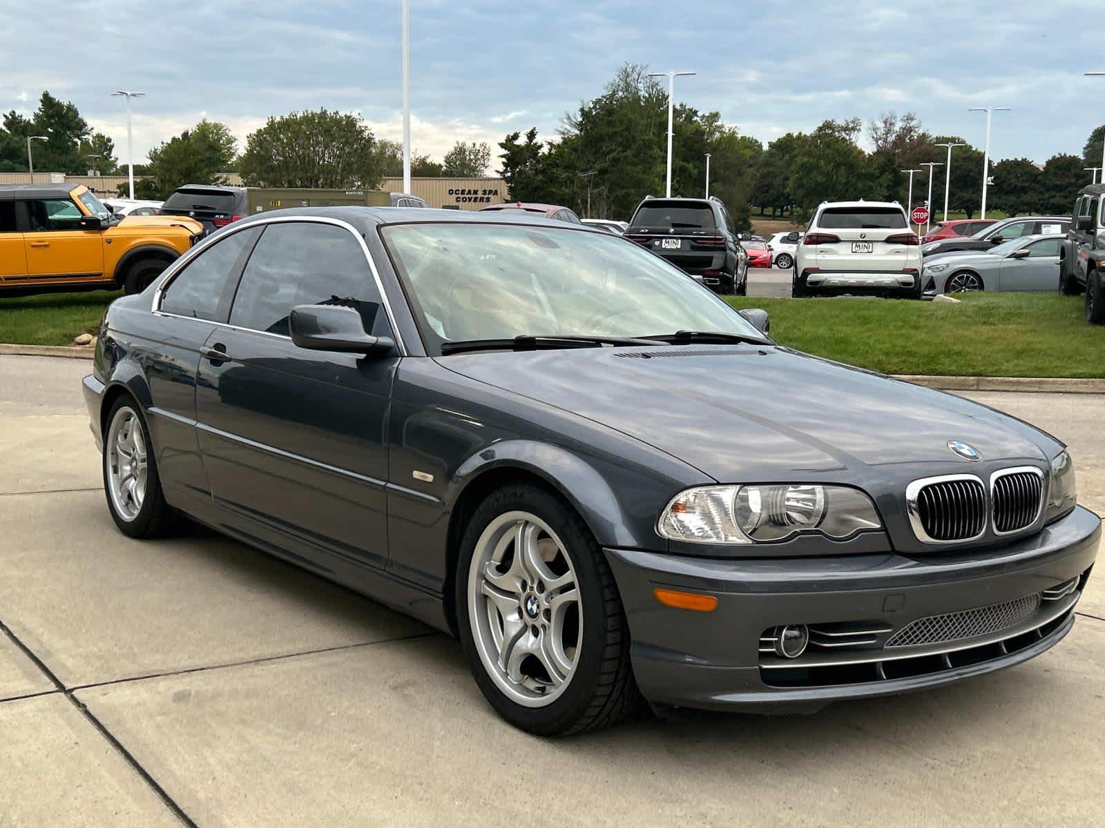 2002 BMW 3 Series 330Ci 4