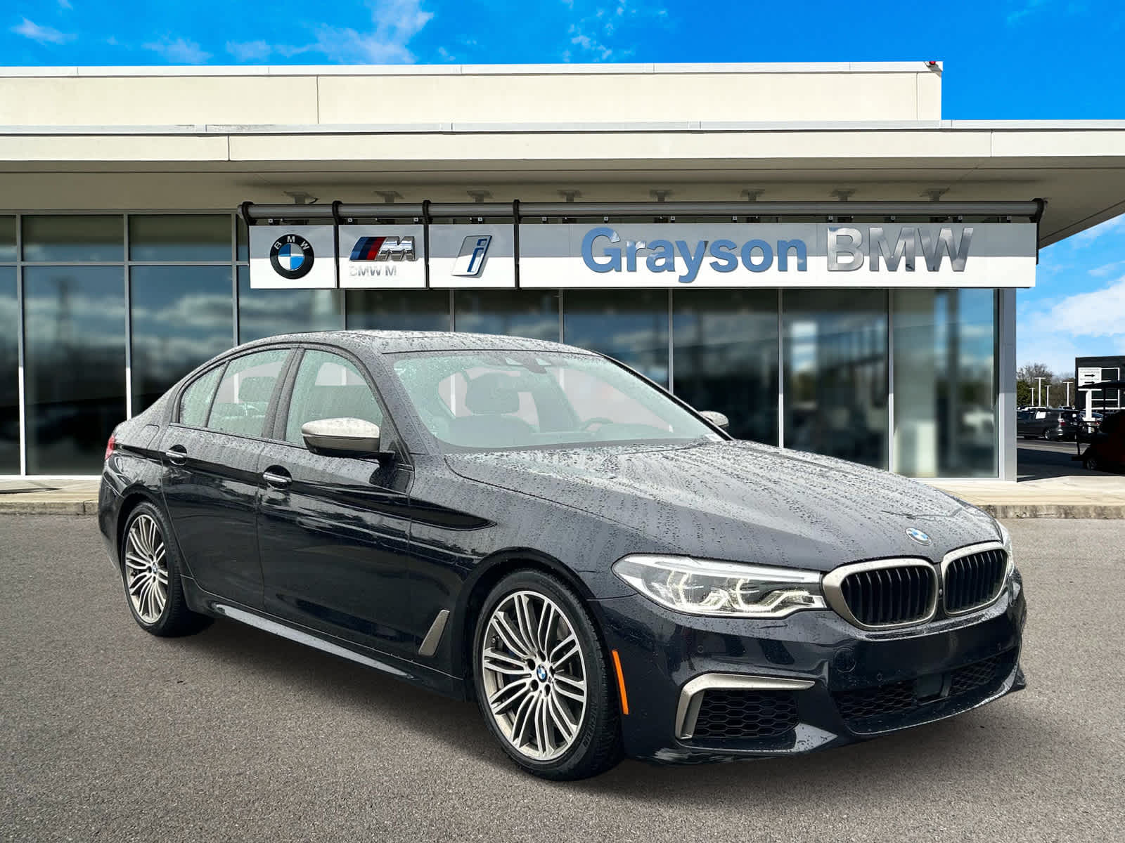 2018 BMW 5 Series M550i xDrive 1