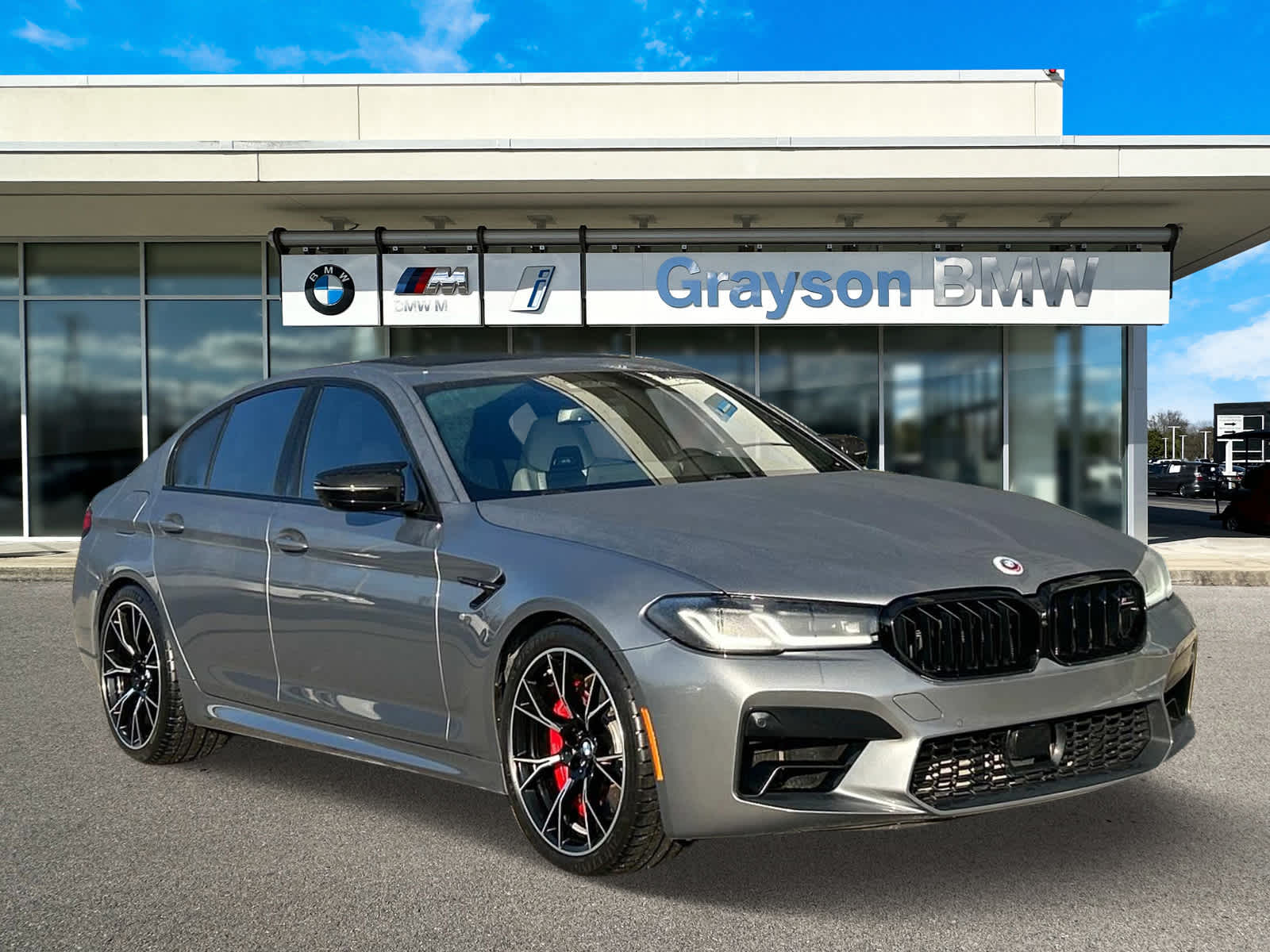 2023 BMW M5  1