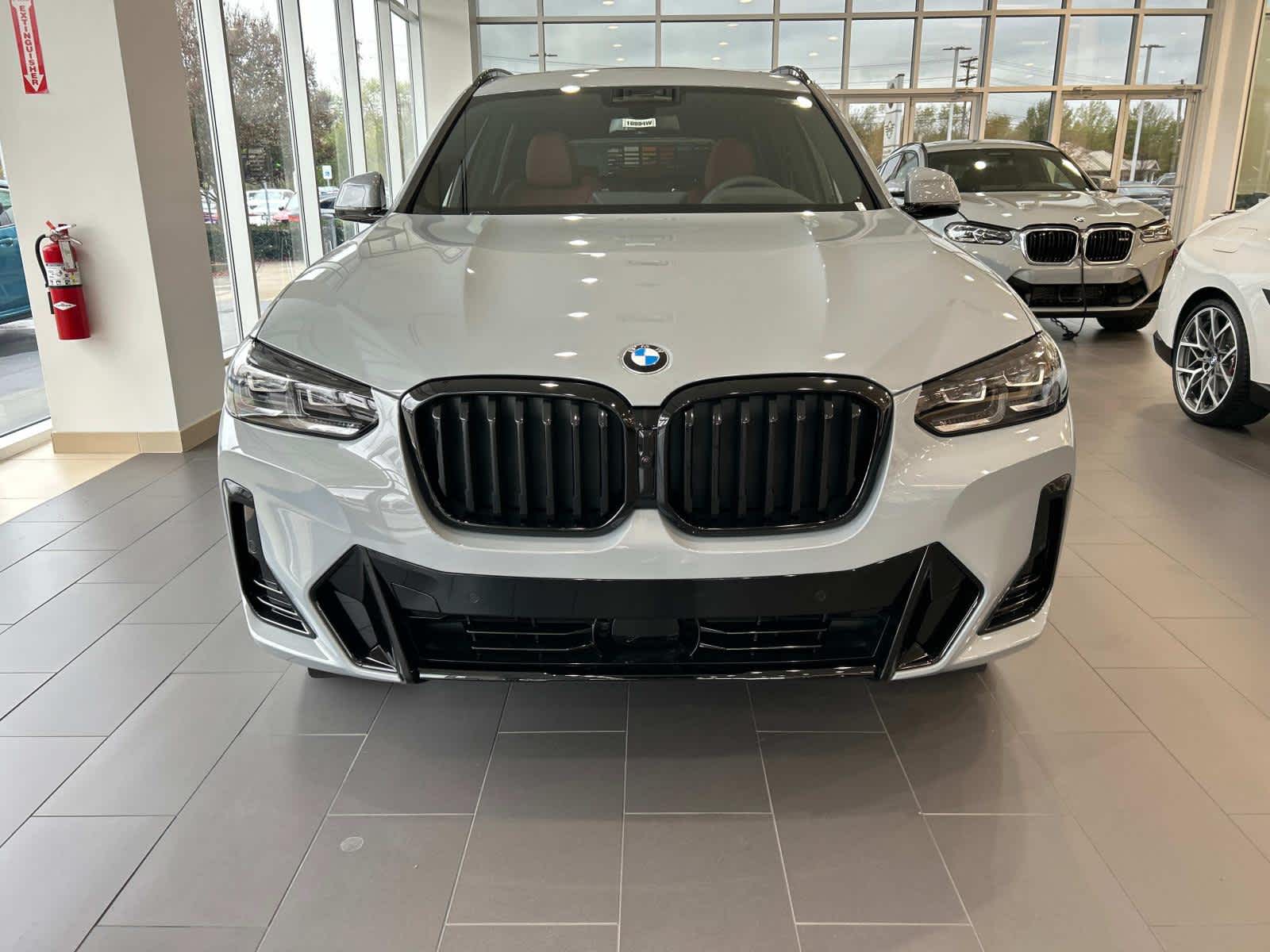 2024 BMW X3 sDrive30i 8