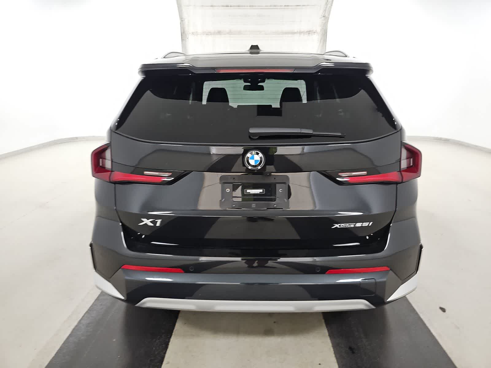 2023 BMW X1 xDrive28i 6