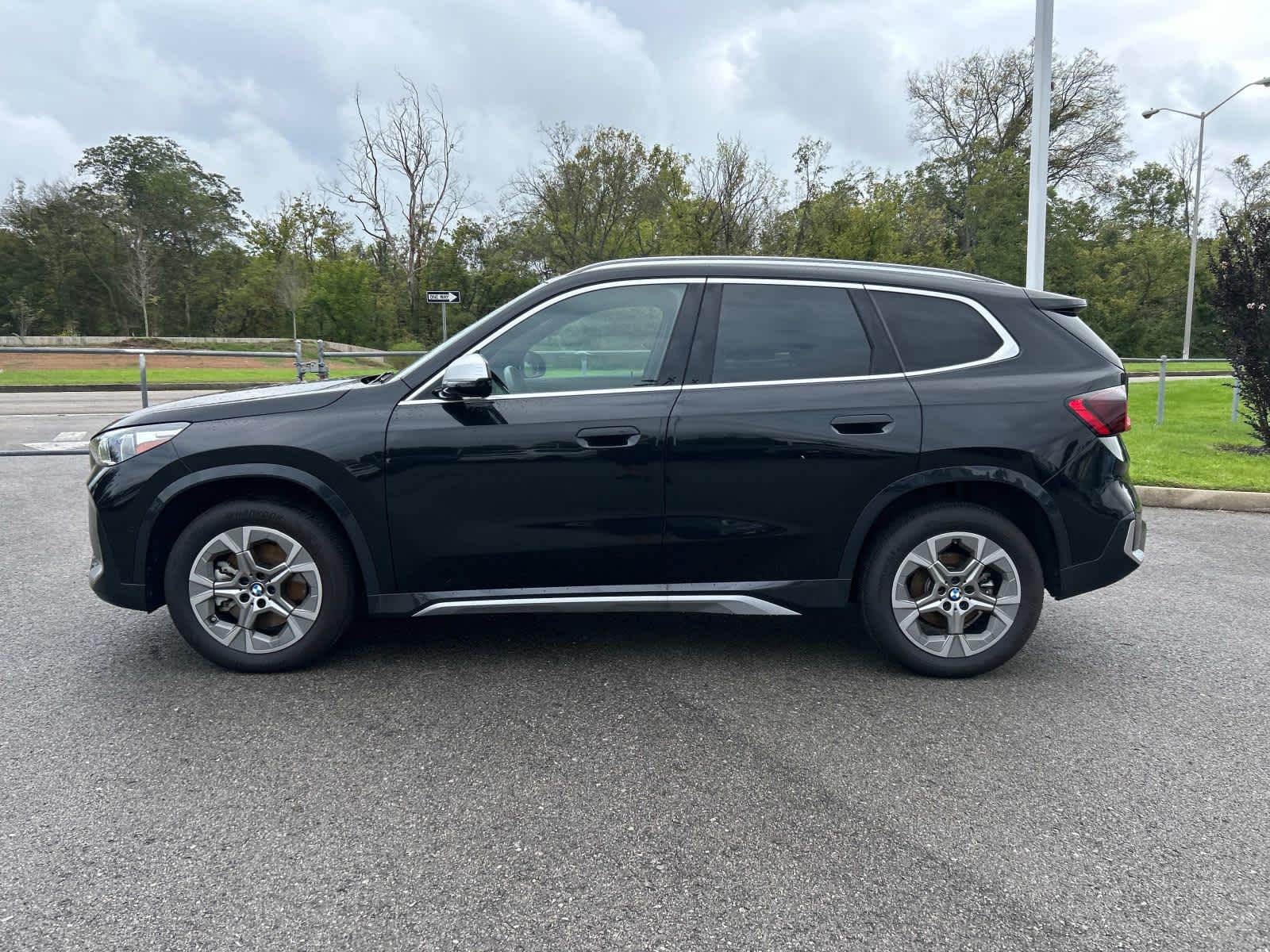 2023 BMW X1 xDrive28i 6