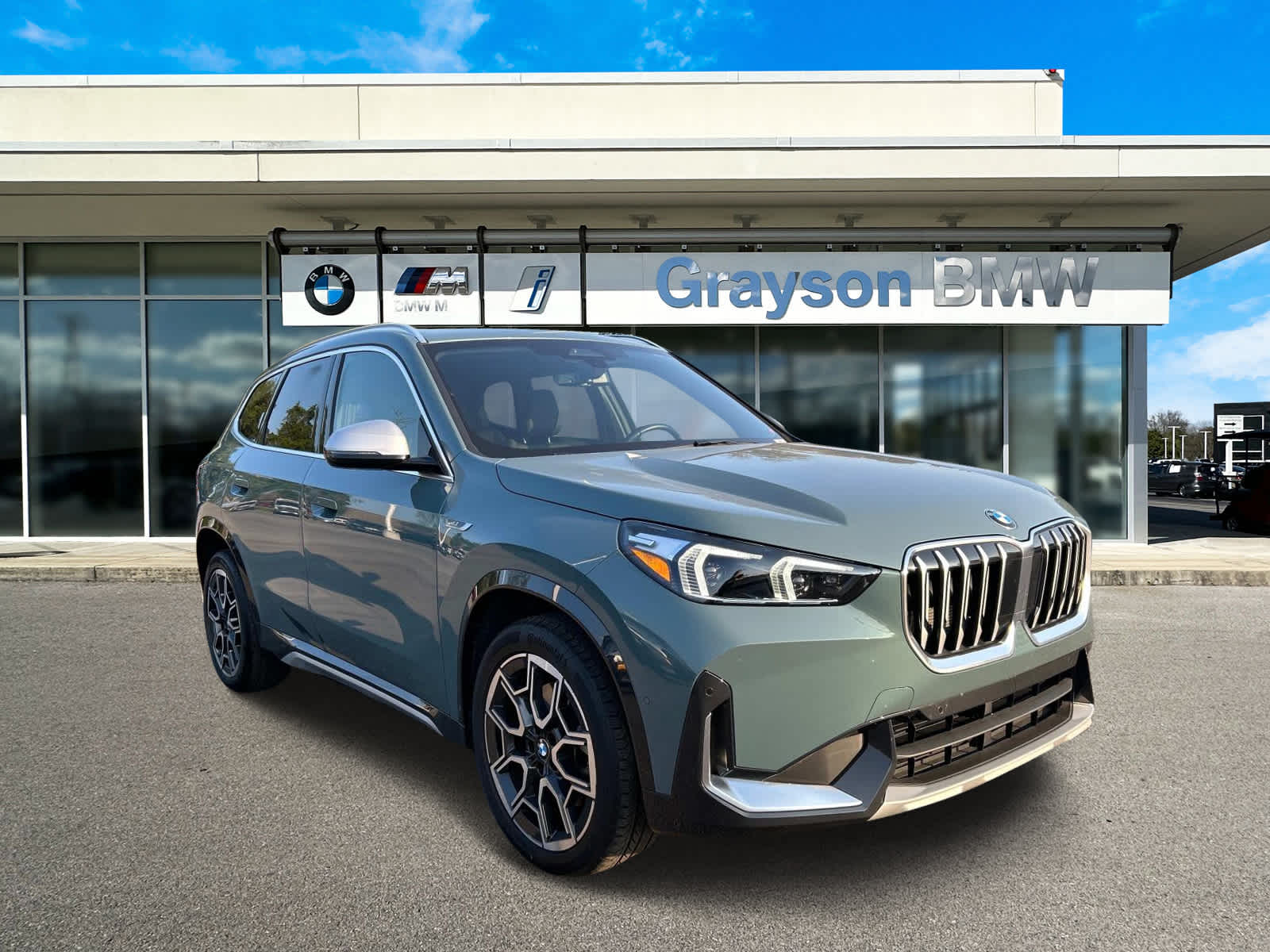 2023 BMW X1 xDrive28i 1