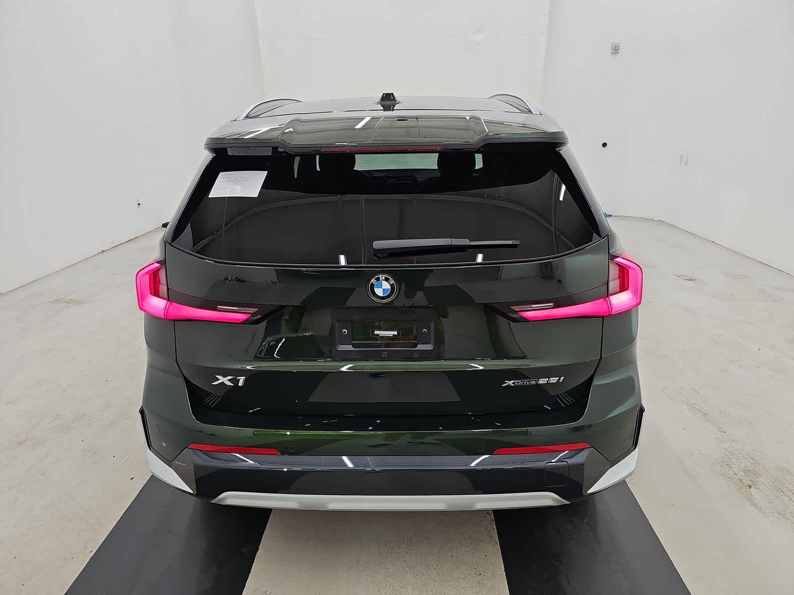 2023 BMW X1 xDrive28i 5