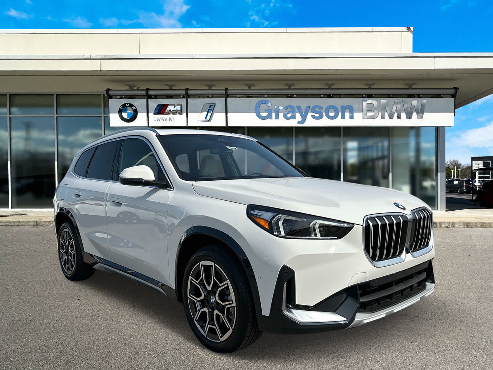 2025 BMW X1 xDrive28i 1