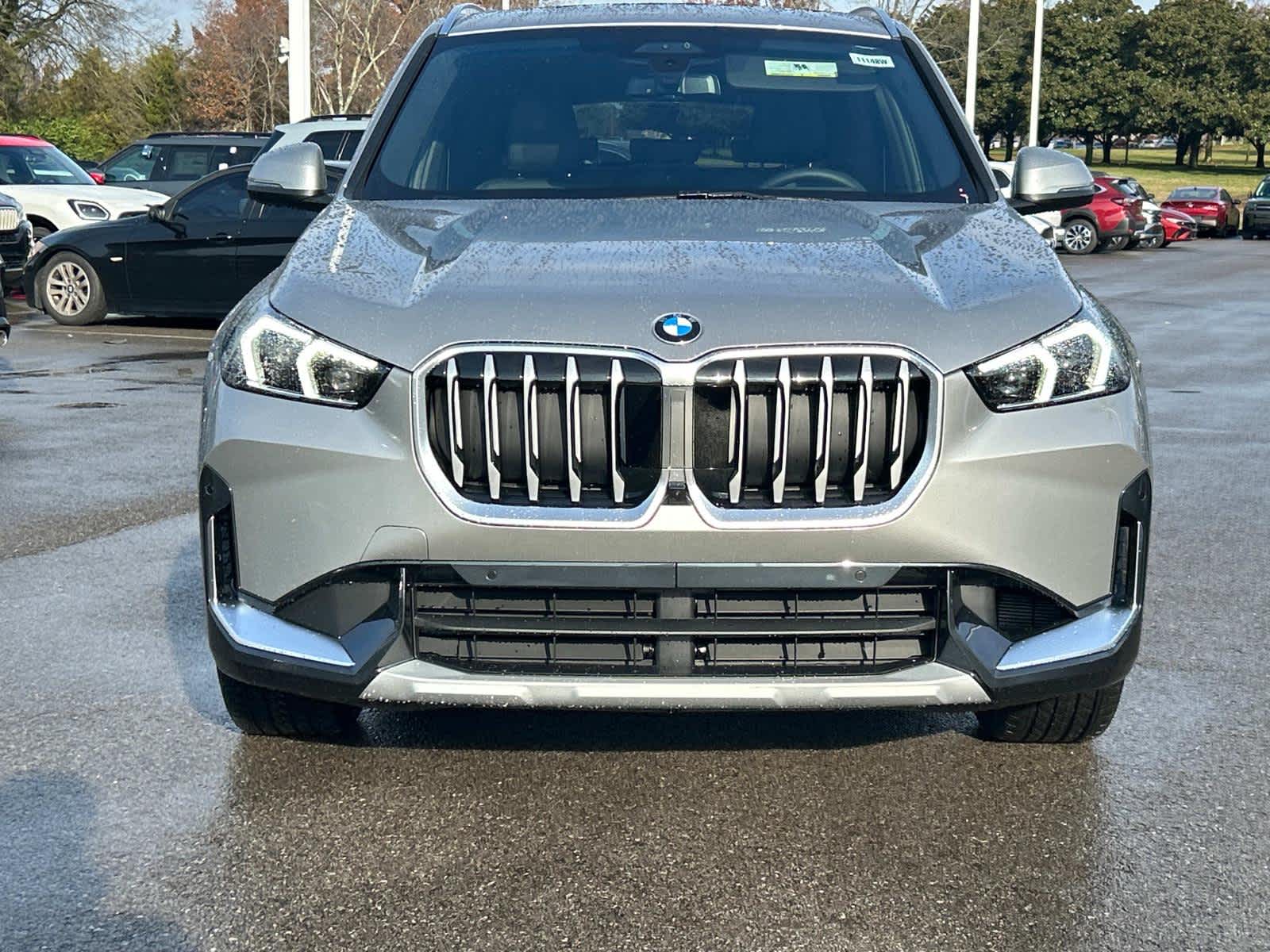 2025 BMW X1 xDrive28i 8