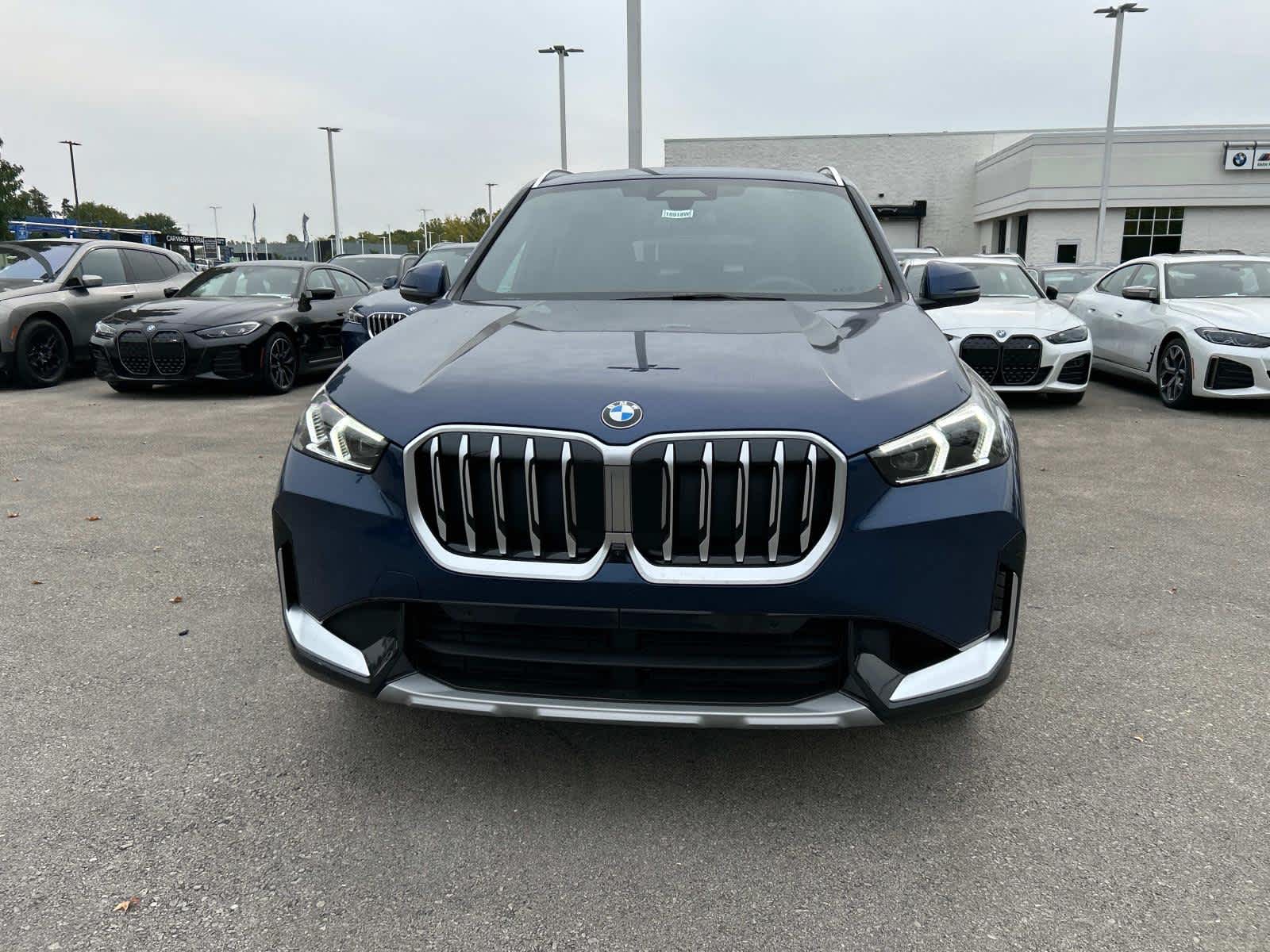 2025 BMW X1 xDrive28i 10