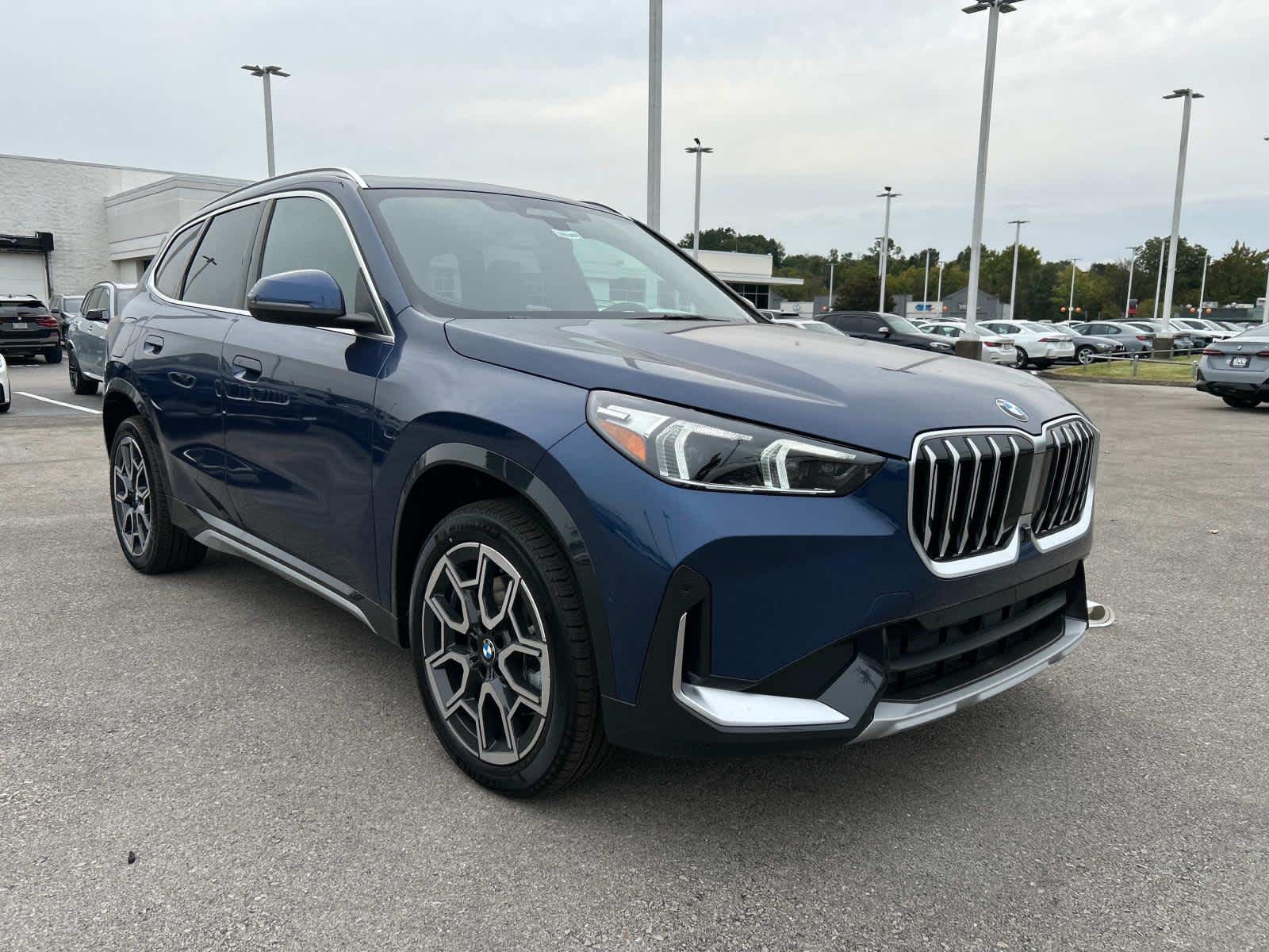 2025 BMW X1 xDrive28i 3