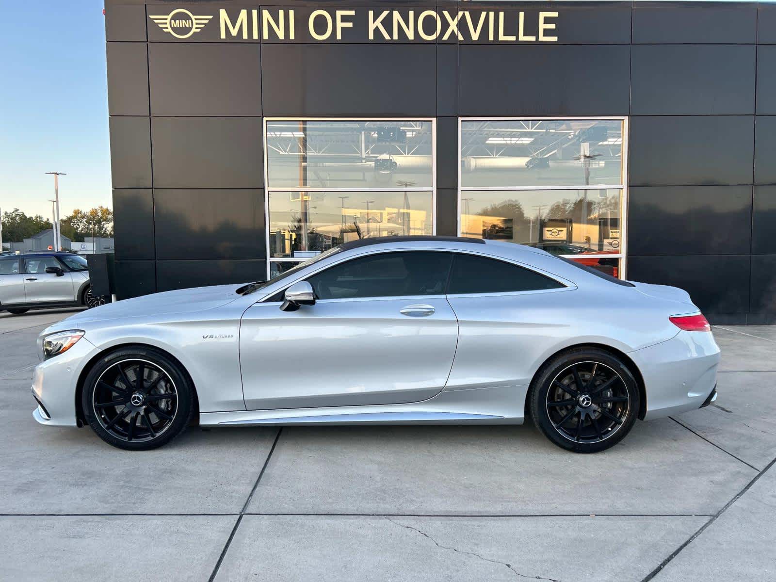 2016 Mercedes-Benz S-Class AMG S 63 1