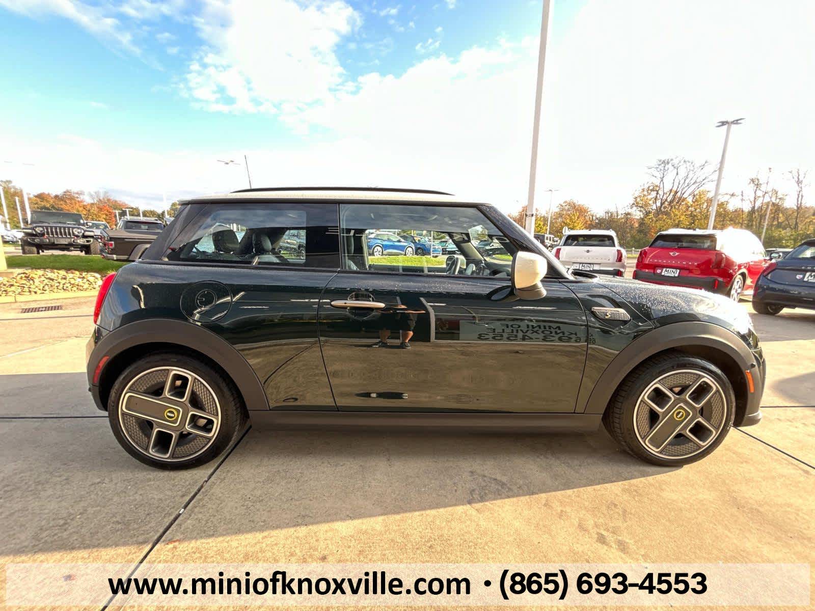 2024 MINI Hardtop 2 Door Cooper SE 5