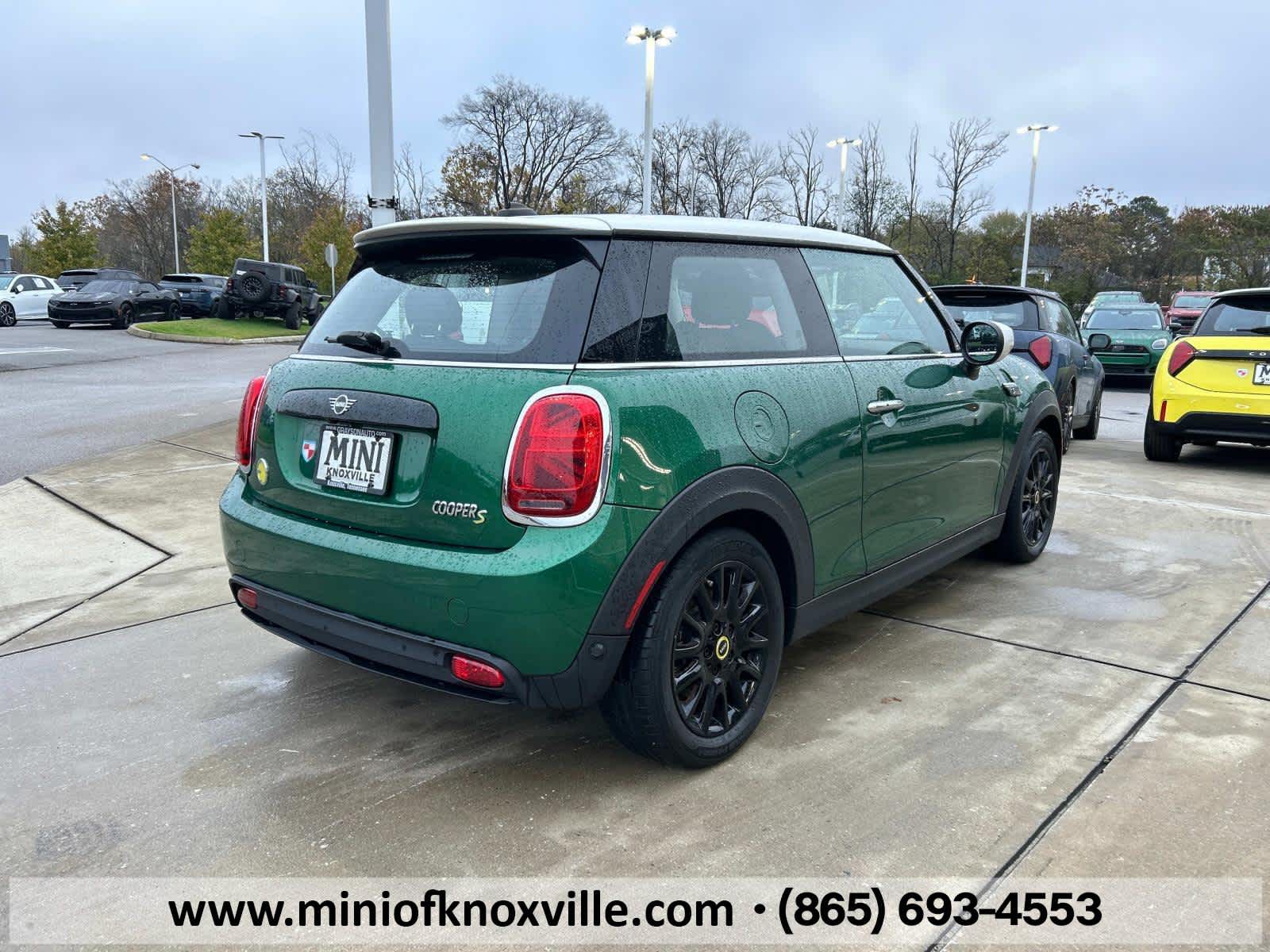 2022 MINI Hardtop 2 Door Cooper SE 6