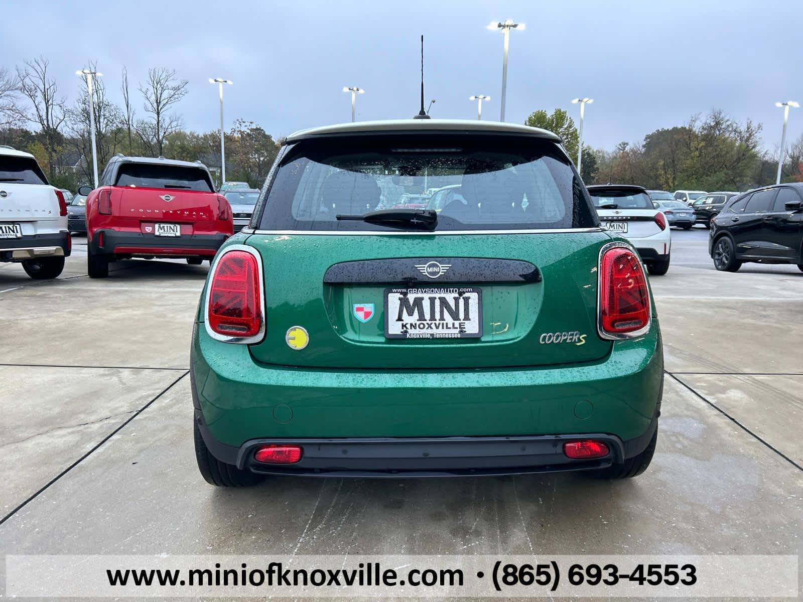 2022 MINI Hardtop 2 Door Cooper SE 7