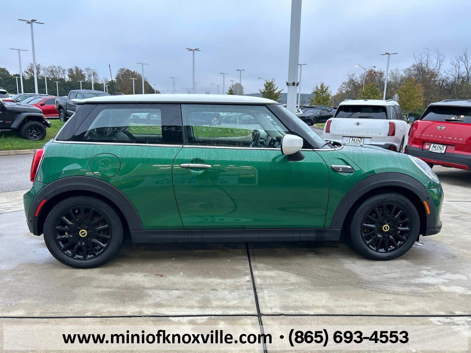 2022 MINI Hardtop 2 Door Cooper SE 5