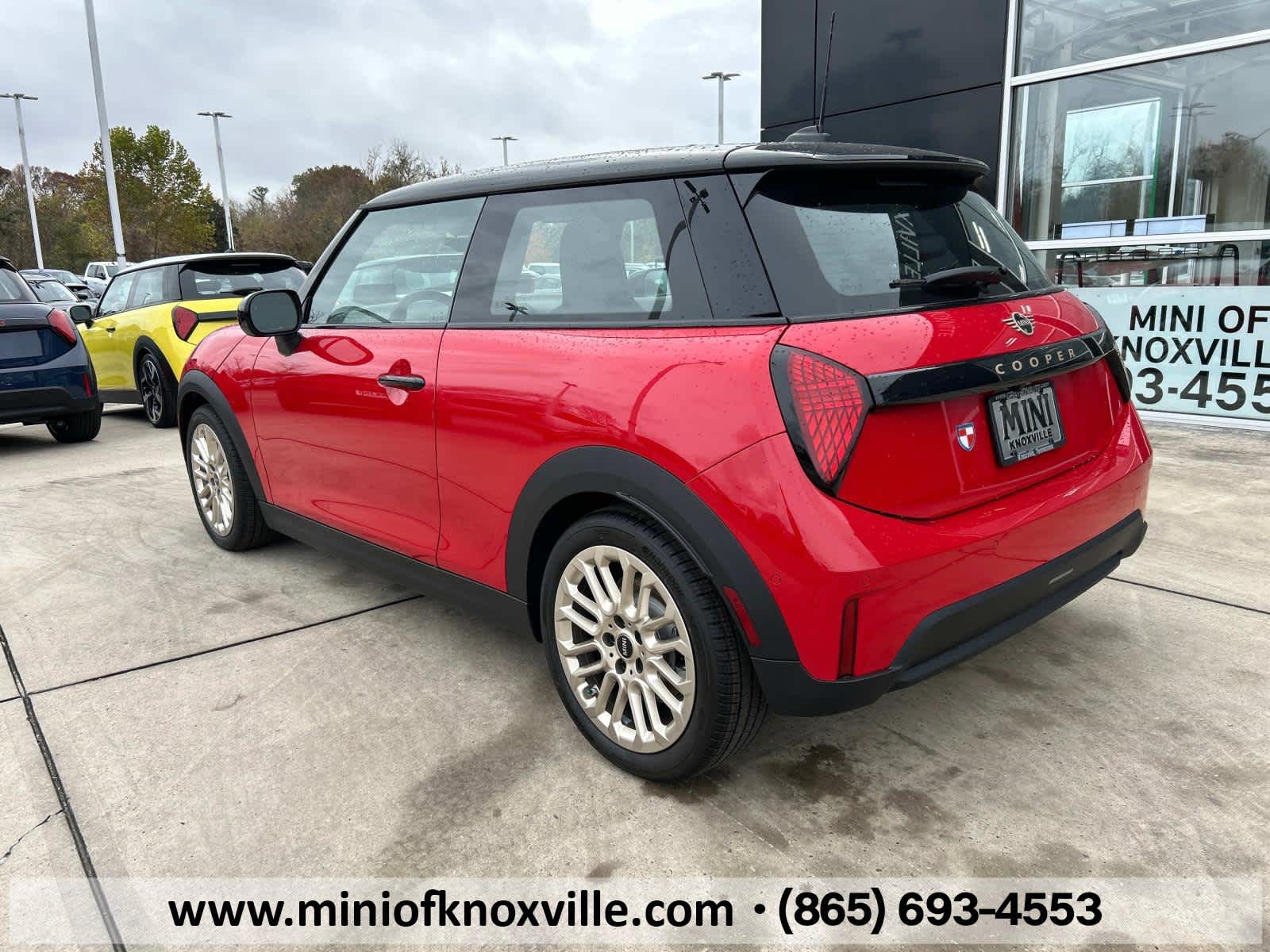 2025 MINI Hardtop 2 Door Cooper 8