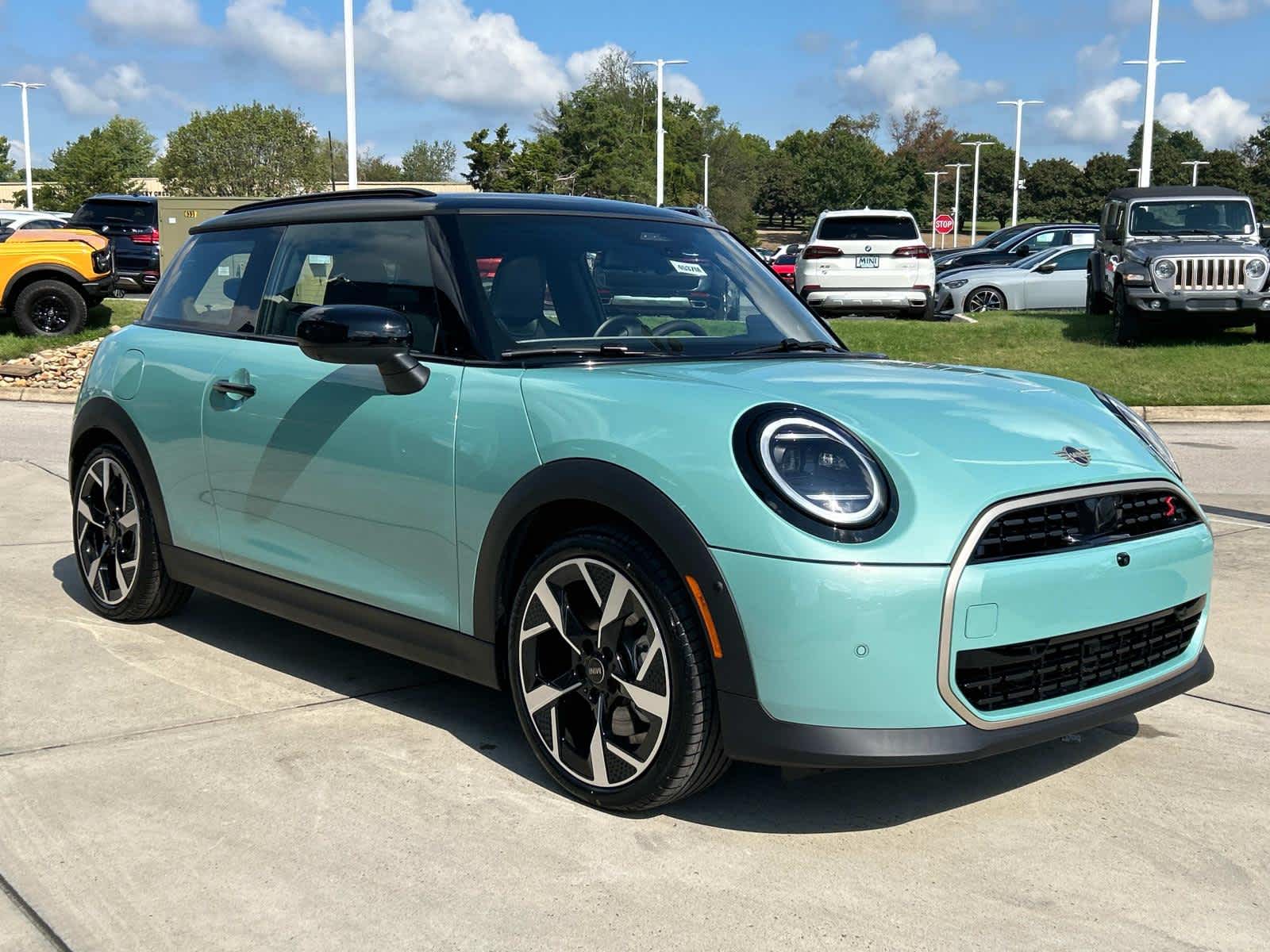 2025 MINI Hardtop 2 Door Cooper S 4