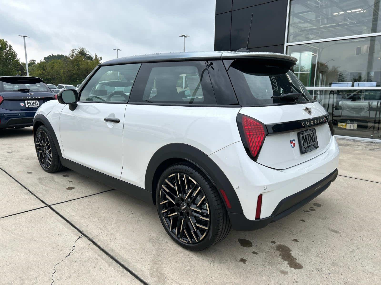 2025 MINI Hardtop 2 Door Cooper S 8