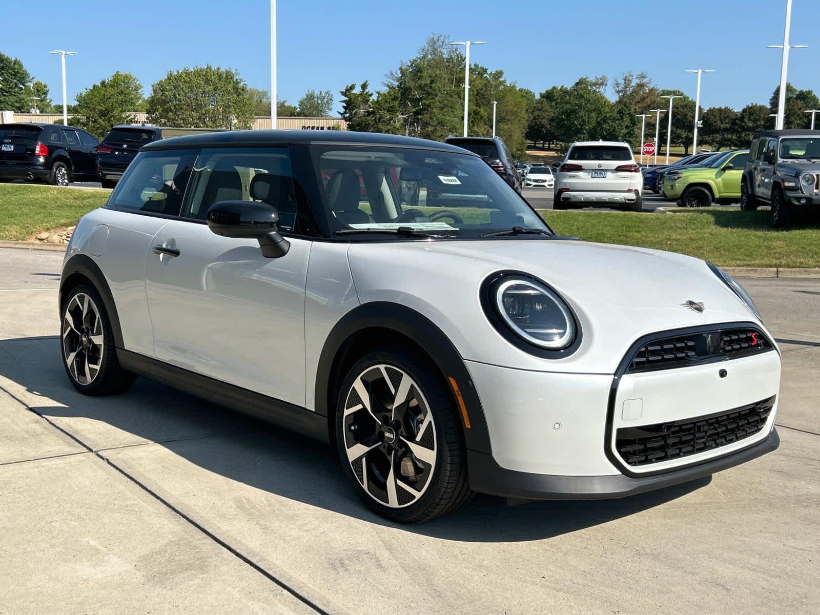 2025 MINI Hardtop 2 Door Cooper S 4