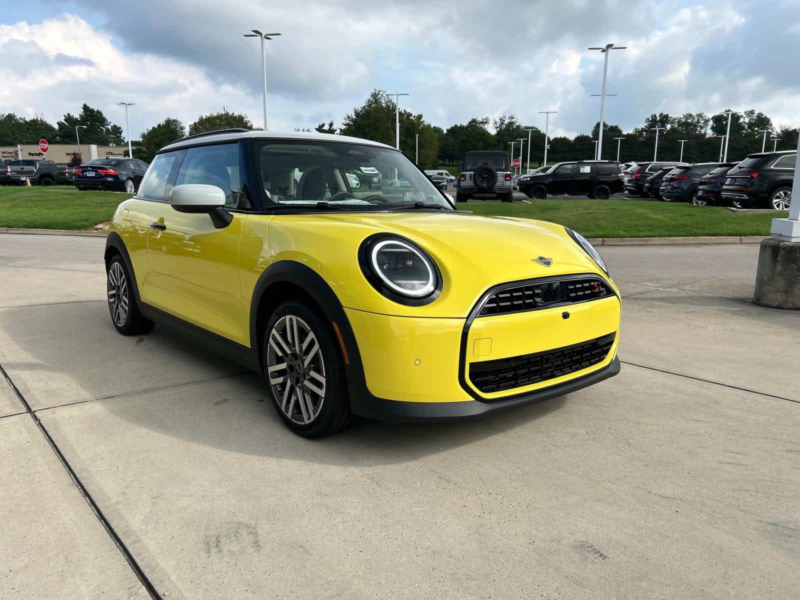 2025 MINI Hardtop 2 Door Cooper S 4