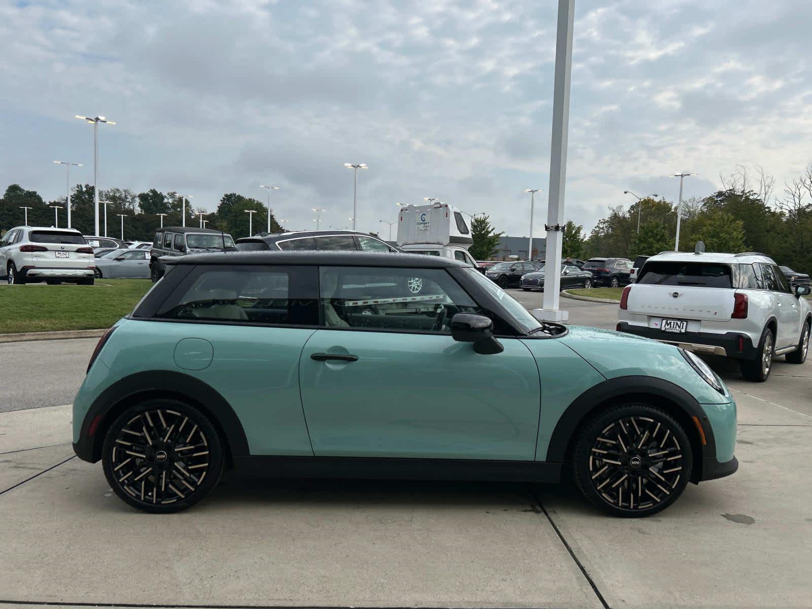 2025 MINI Hardtop 2 Door Cooper S 5