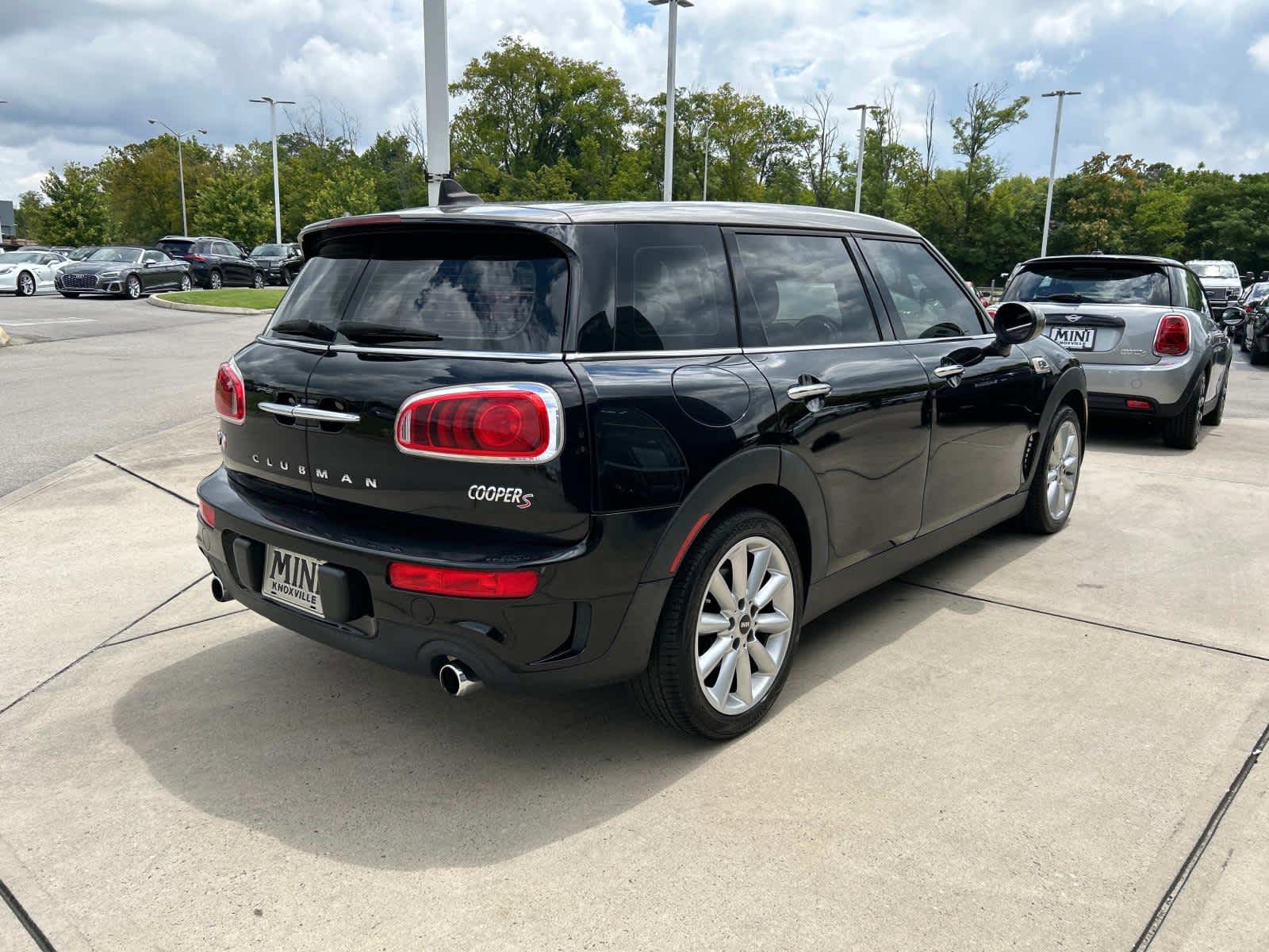 2017 MINI Clubman Cooper S 6