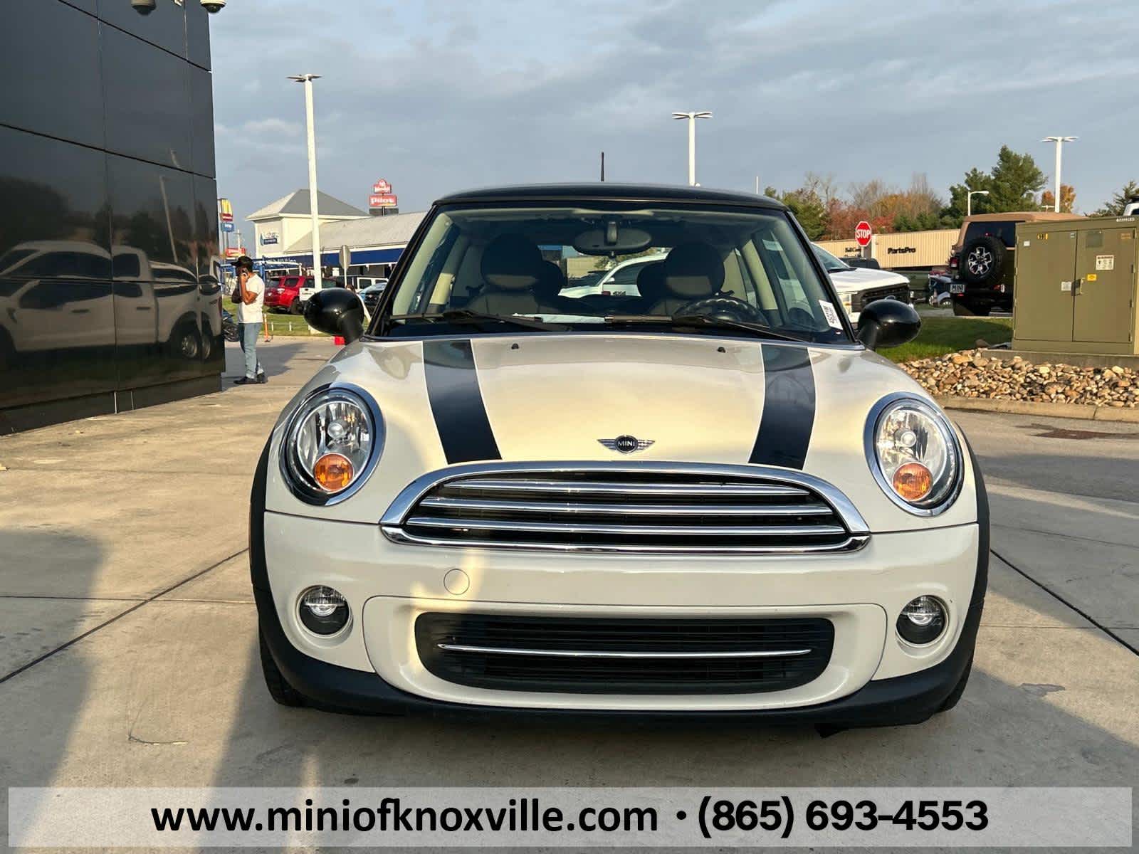 2012 MINI Cooper Hardtop  3