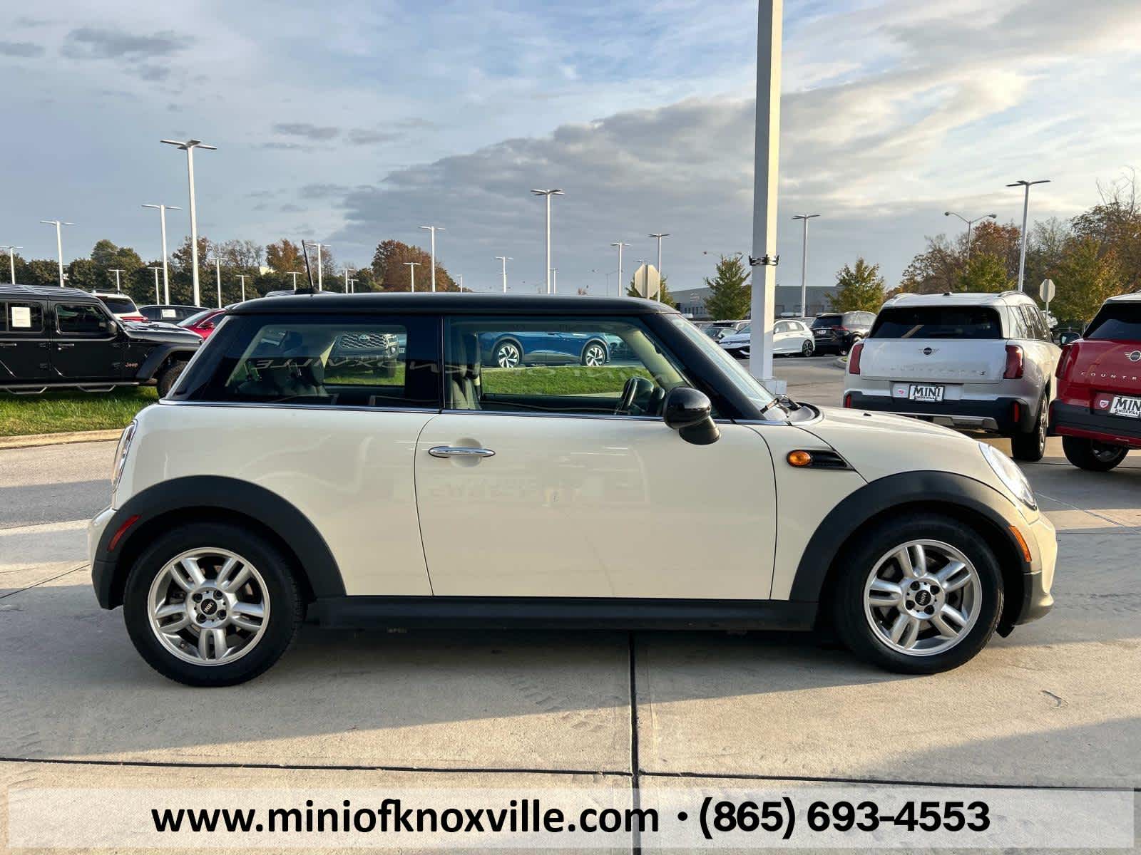 2012 MINI Cooper Hardtop  5