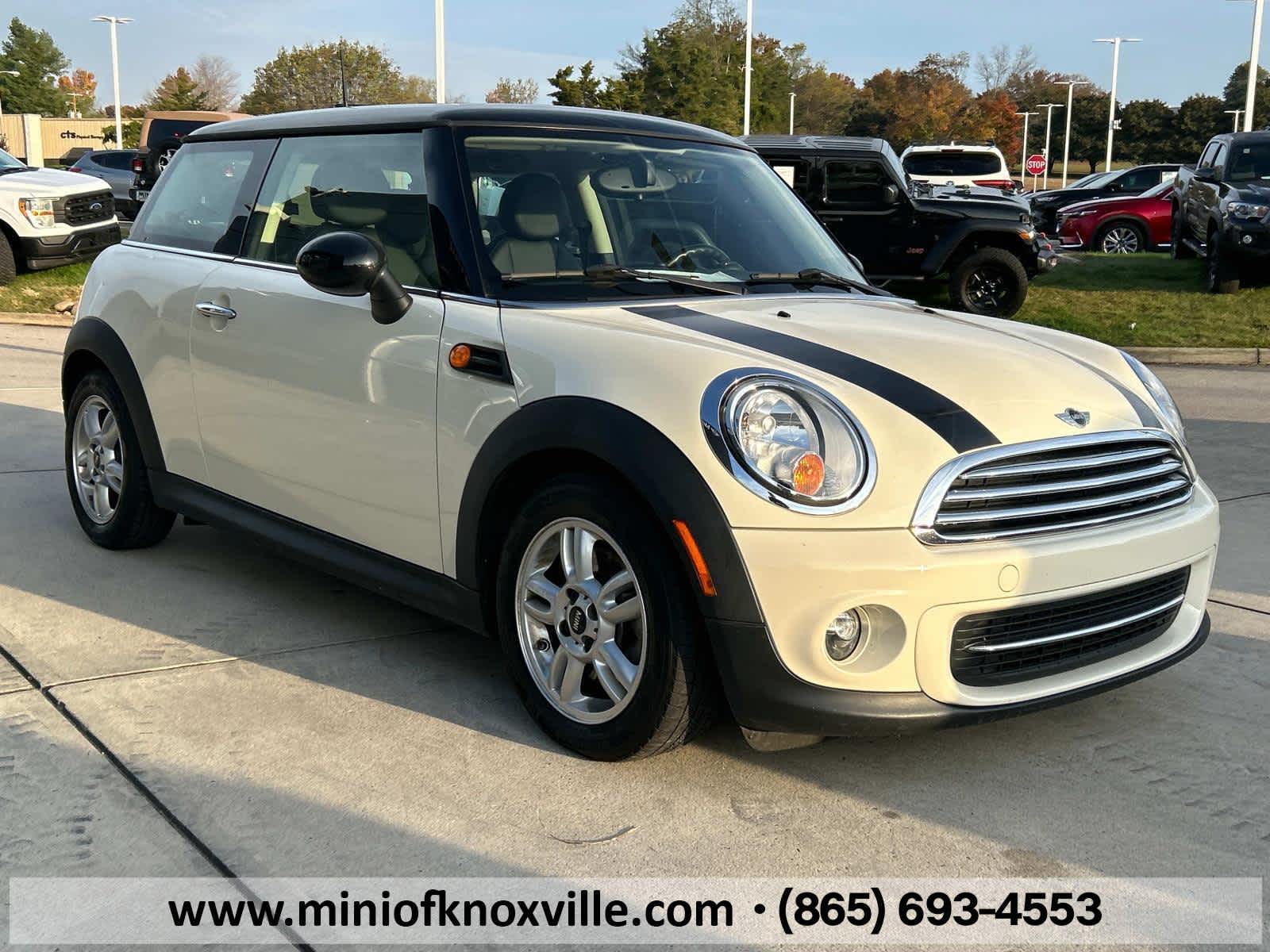 2012 MINI Cooper Hardtop  4