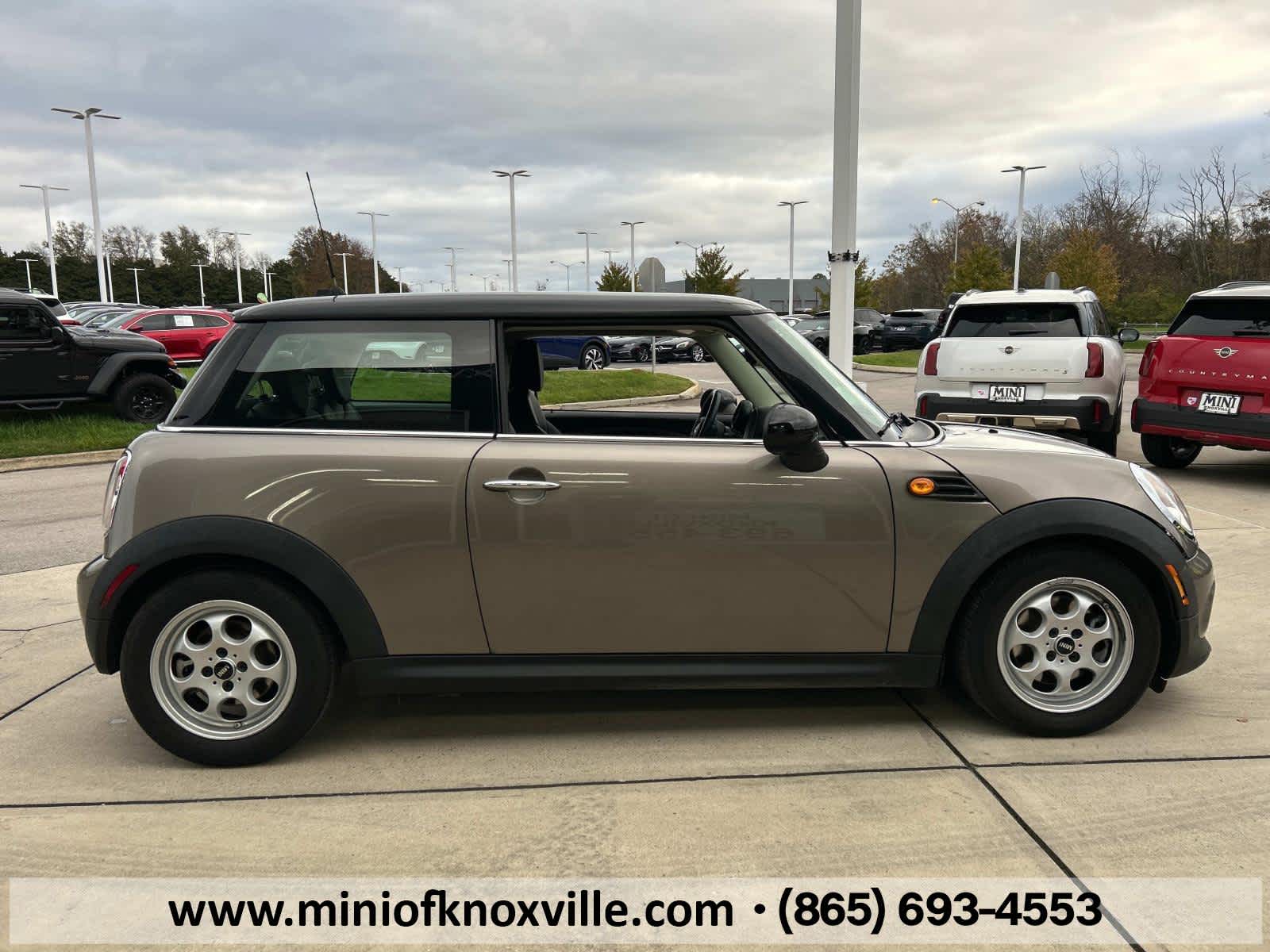 2013 MINI Cooper Hardtop  5