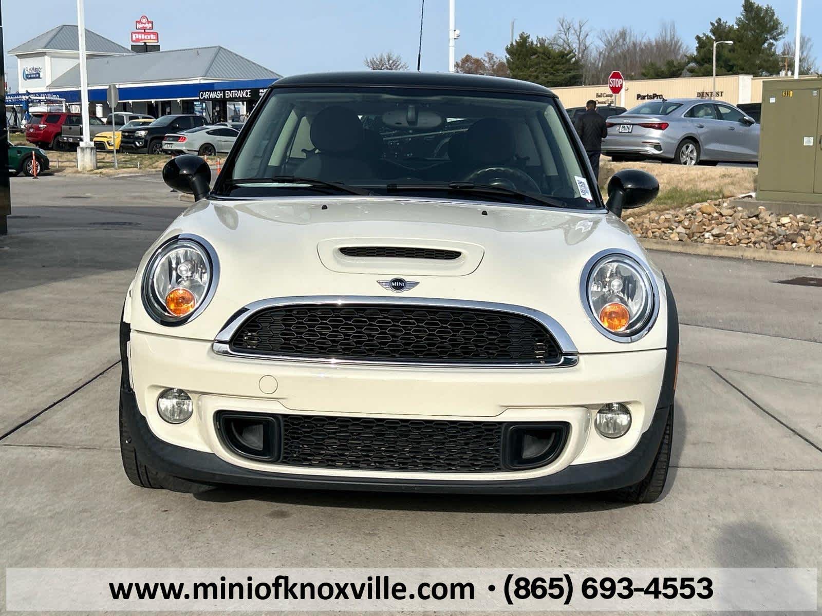 2013 MINI Cooper Hardtop S 3