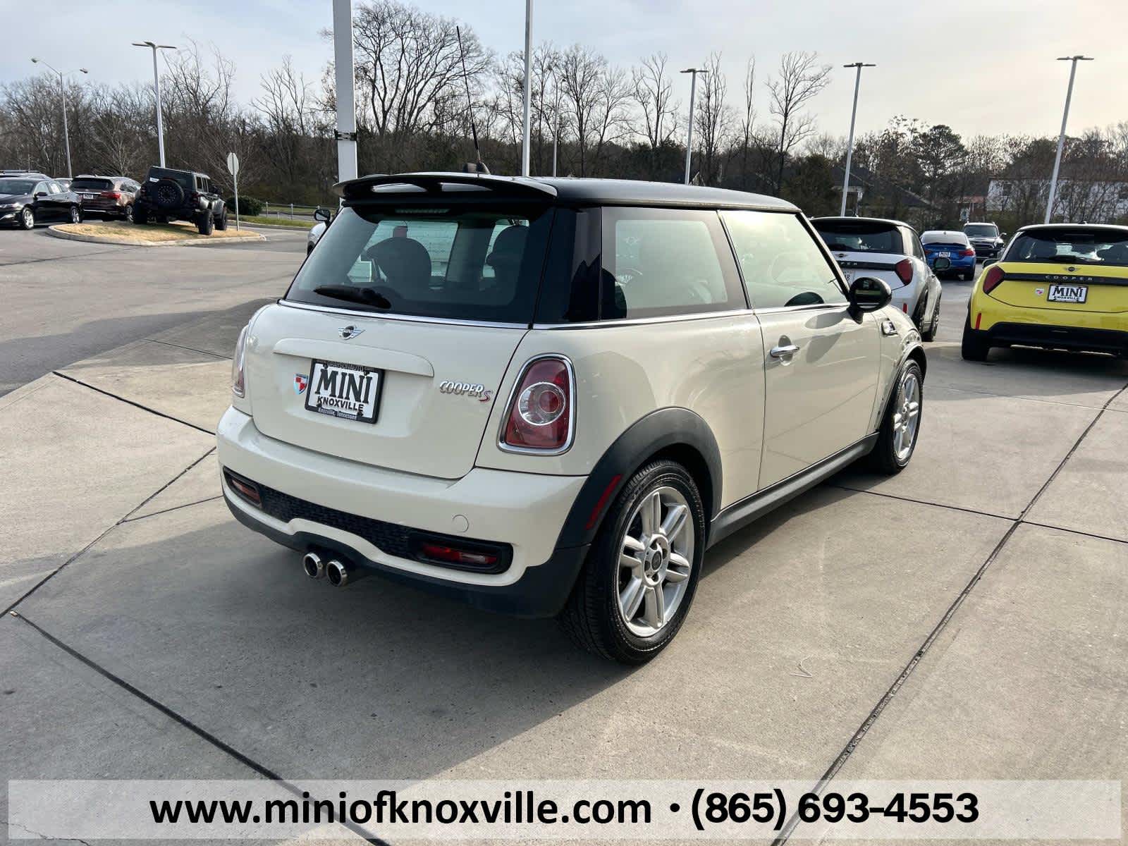 2013 MINI Cooper Hardtop S 6