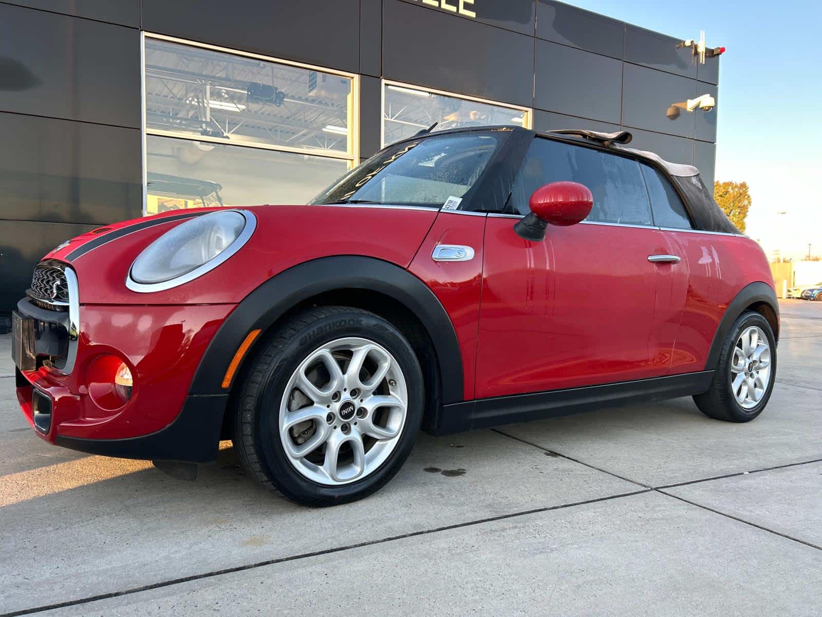 2017 MINI Convertible Cooper S 29