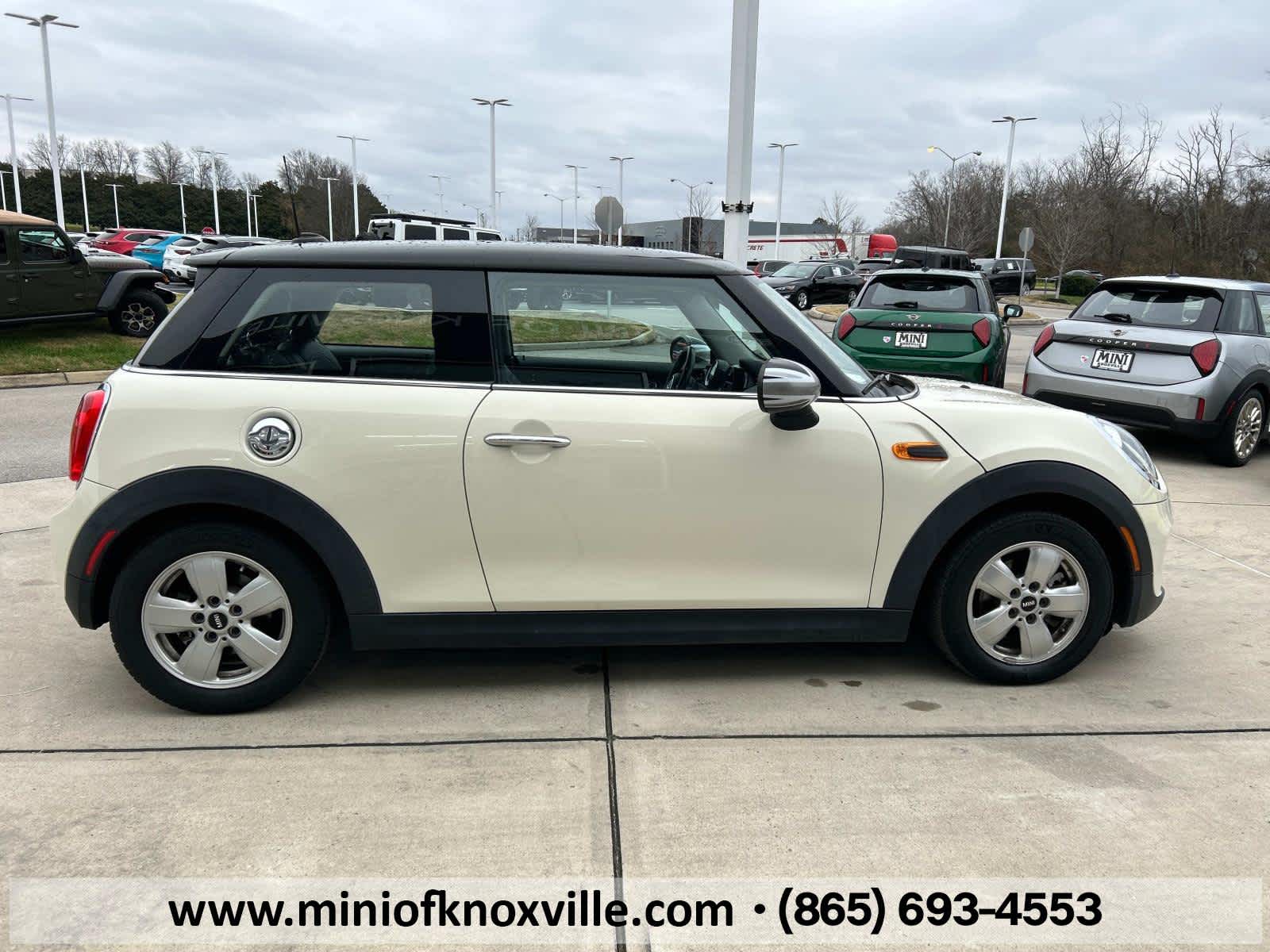 2015 MINI Cooper Hardtop  5