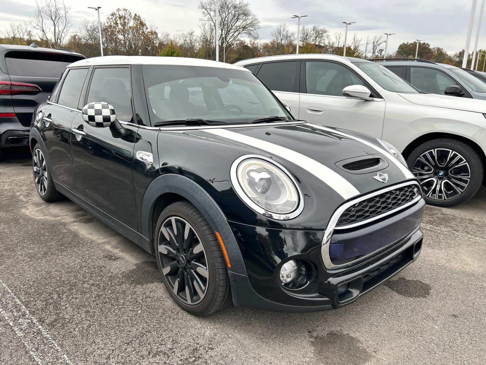 2016 MINI Cooper Hardtop 4 Door S 1