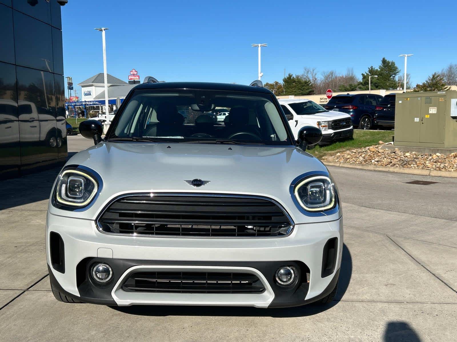 2022 MINI Countryman Cooper 2