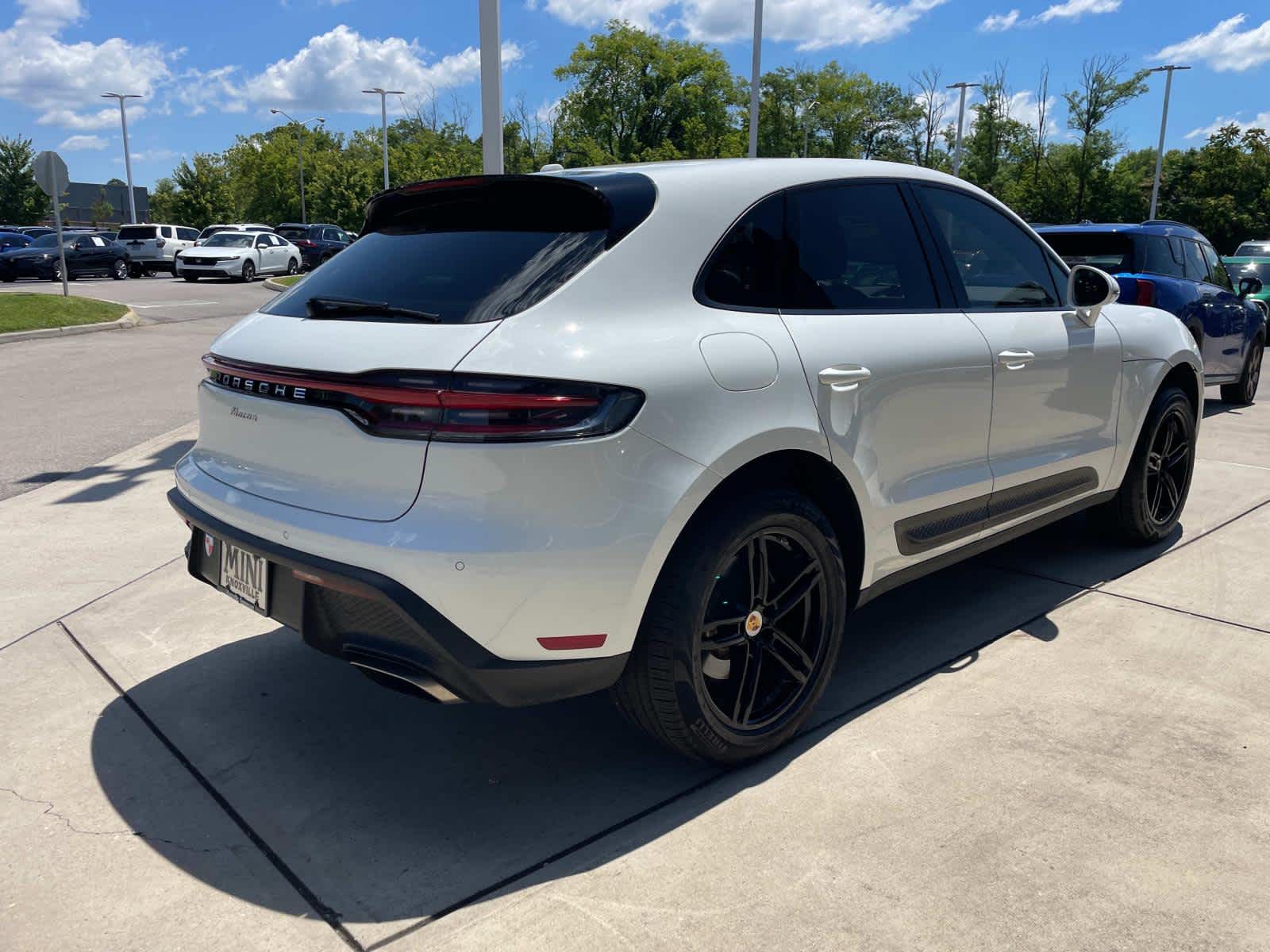 2022 Porsche Macan  6