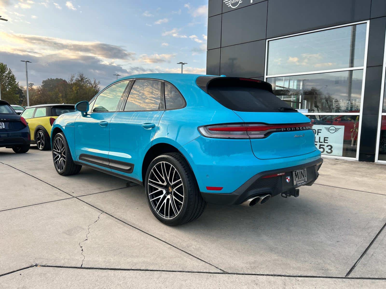 2022 Porsche Macan S 8