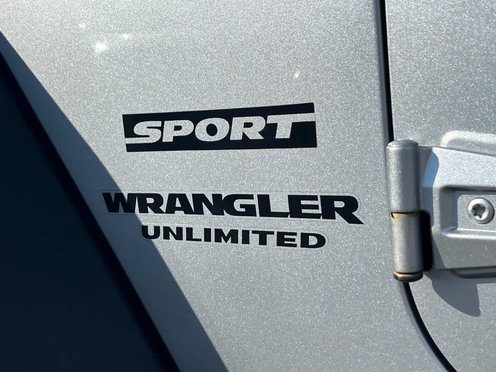 2014 Jeep Wrangler Unlimited Sport 20