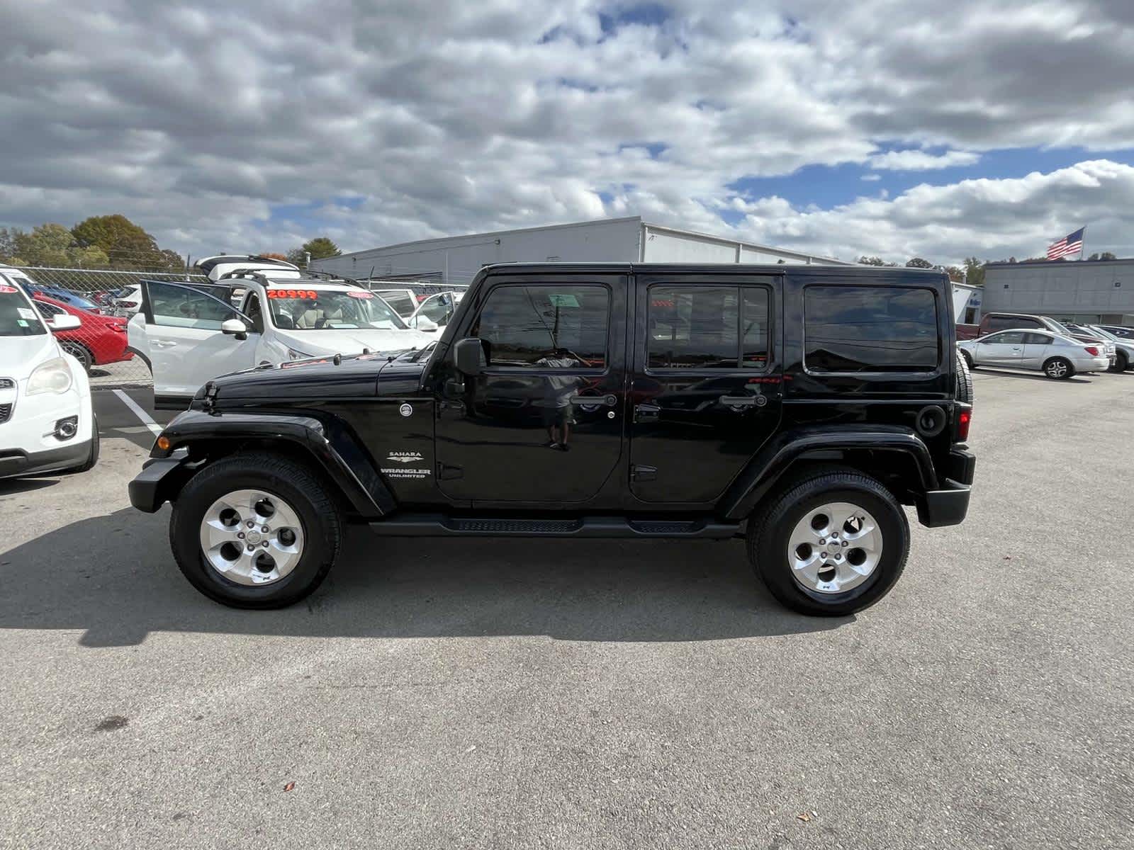 2014 Jeep Wrangler Unlimited Sahara 5