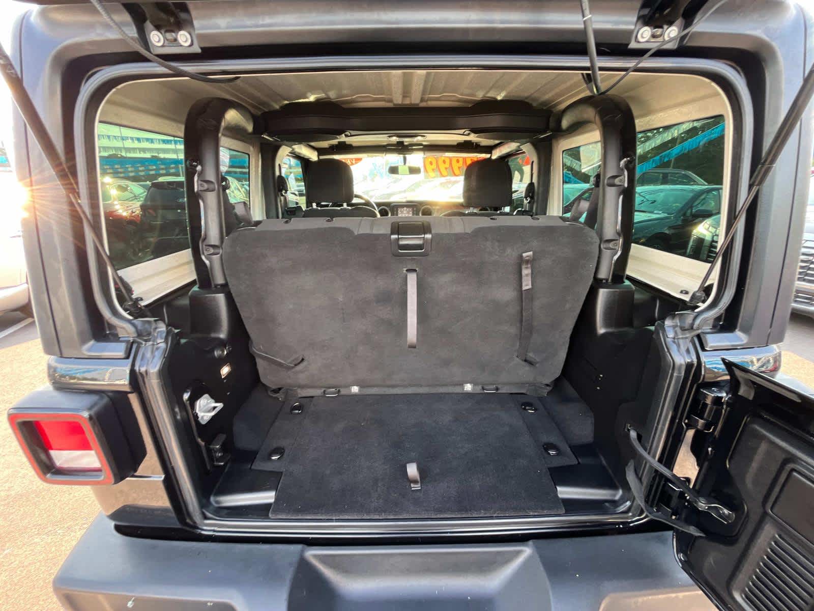 2019 Jeep Wrangler Sport S 28