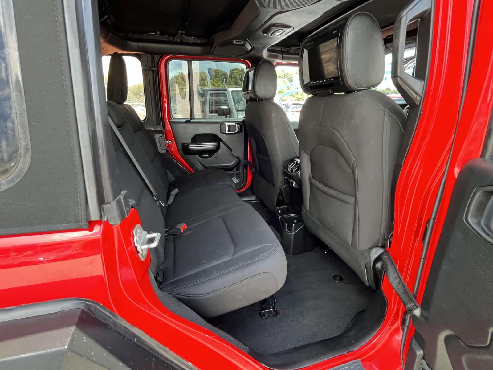 2019 Jeep Wrangler Unlimited Sport S 10
