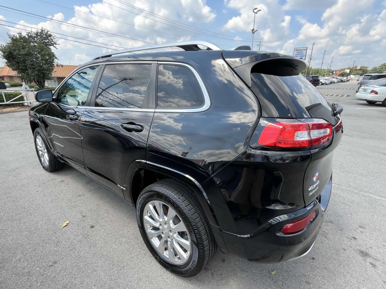 2018 Jeep Cherokee Overland 6