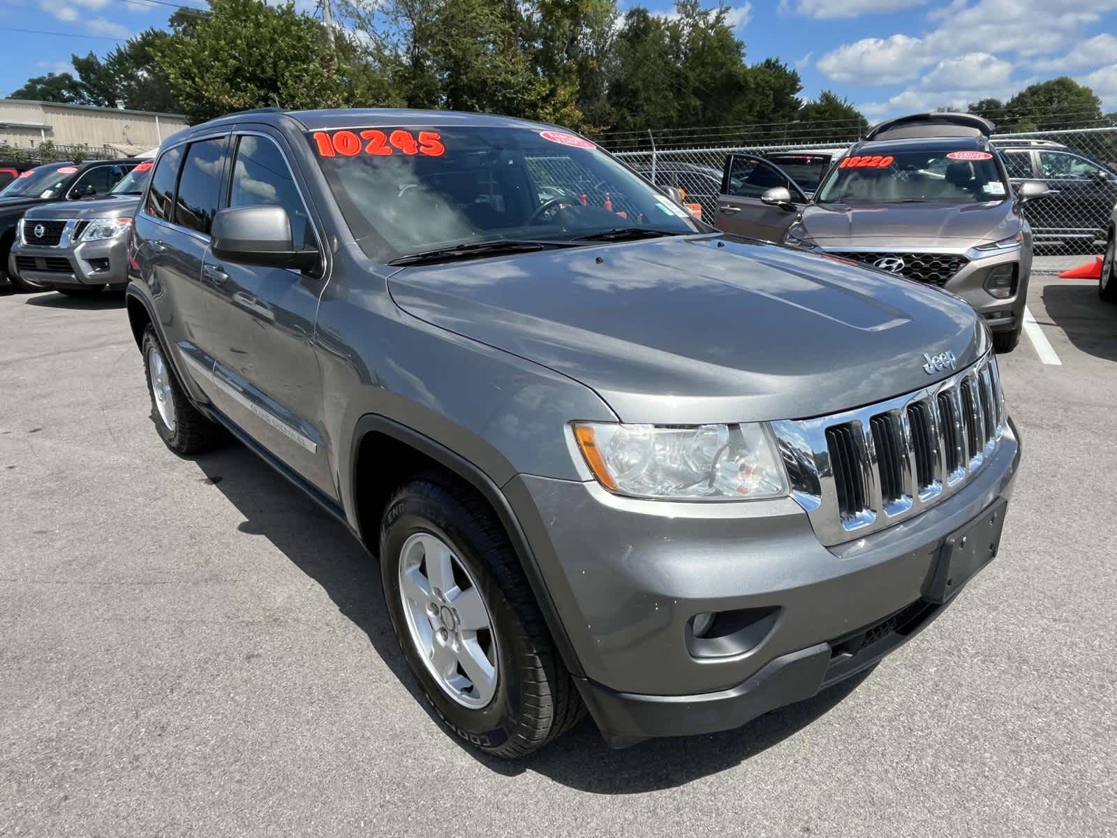 2012 Jeep Grand Cherokee Laredo 2