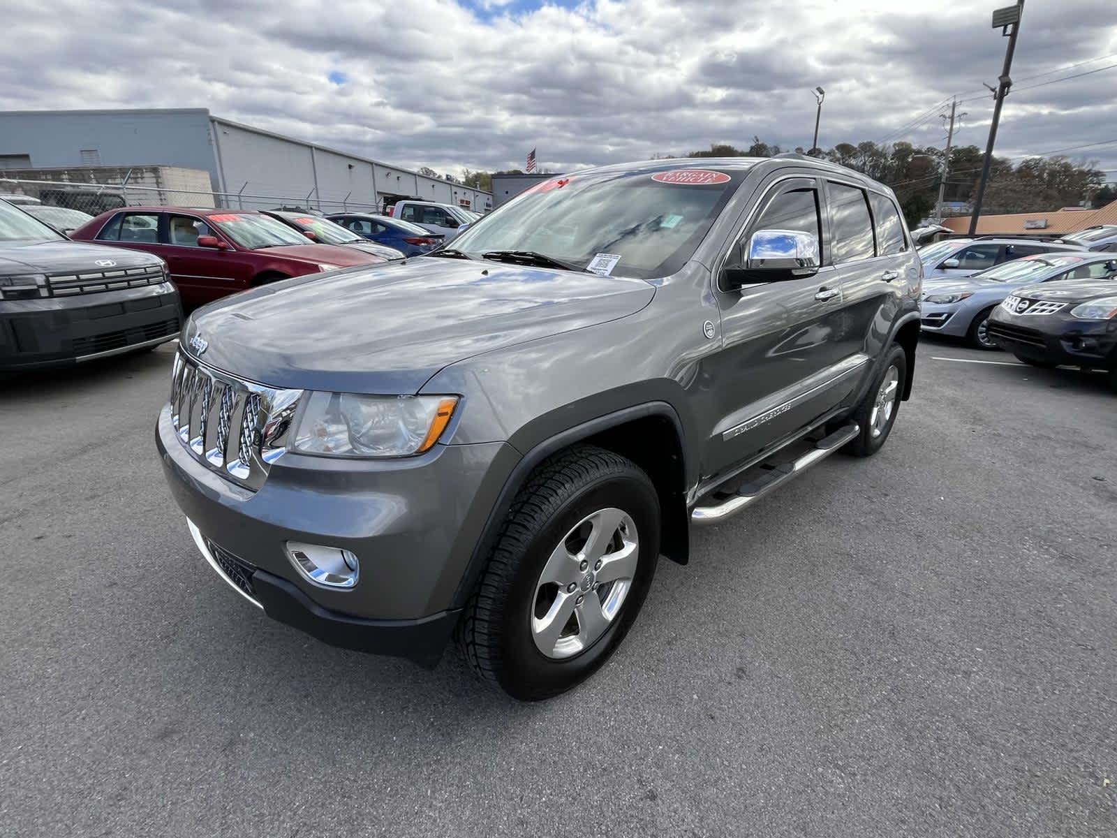 2012 Jeep Grand Cherokee Overland Summit 4