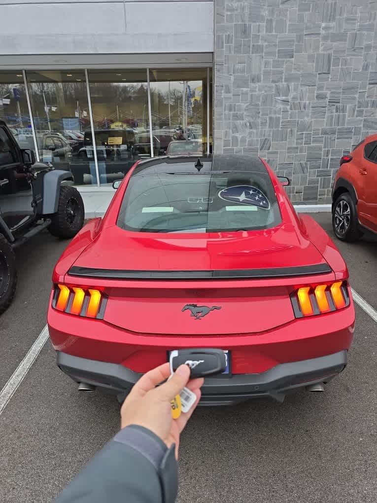 2024 Ford Mustang EcoBoost Premium 3