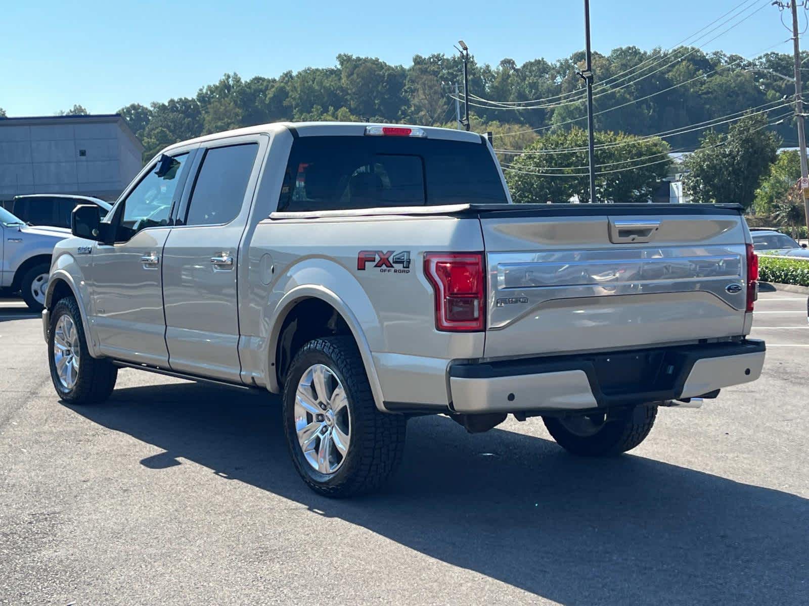 2017 Ford F-150 Platinum 4WD SuperCrew 5.5 Box 6