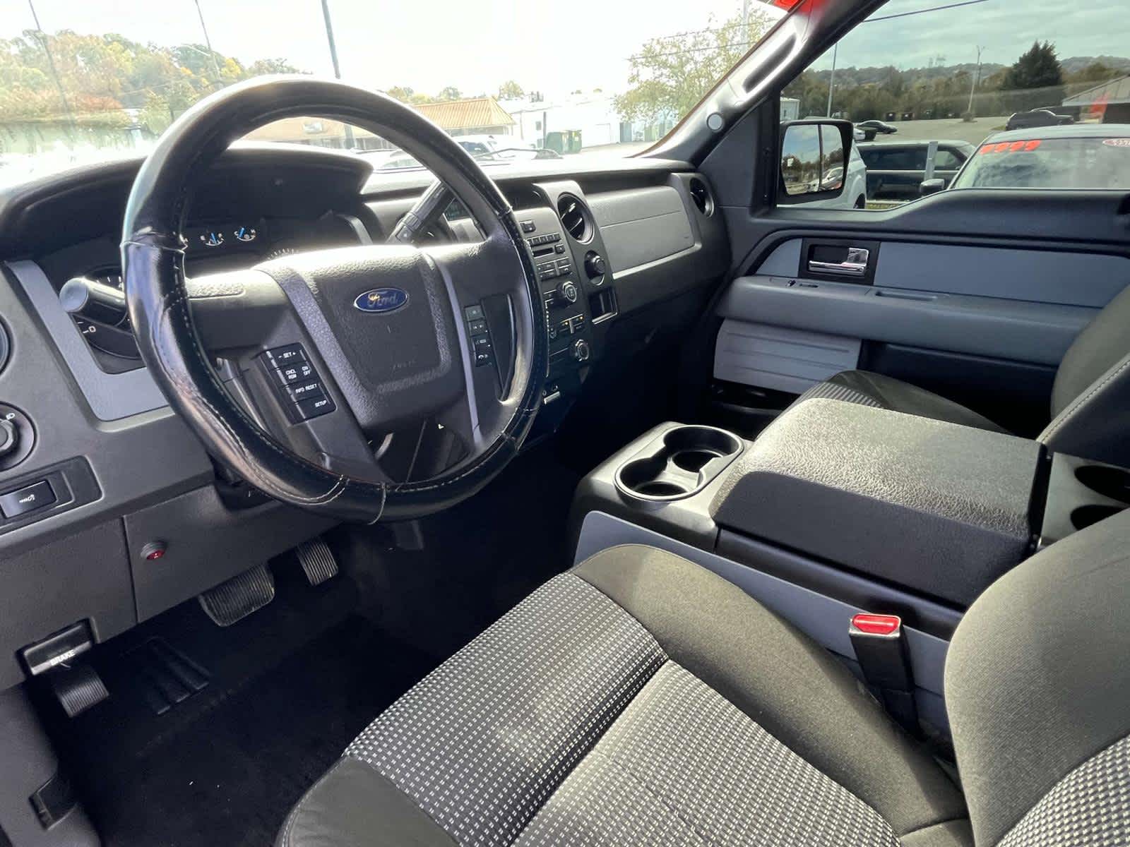 2014 Ford F-150 STX 4WD SuperCab 145 15