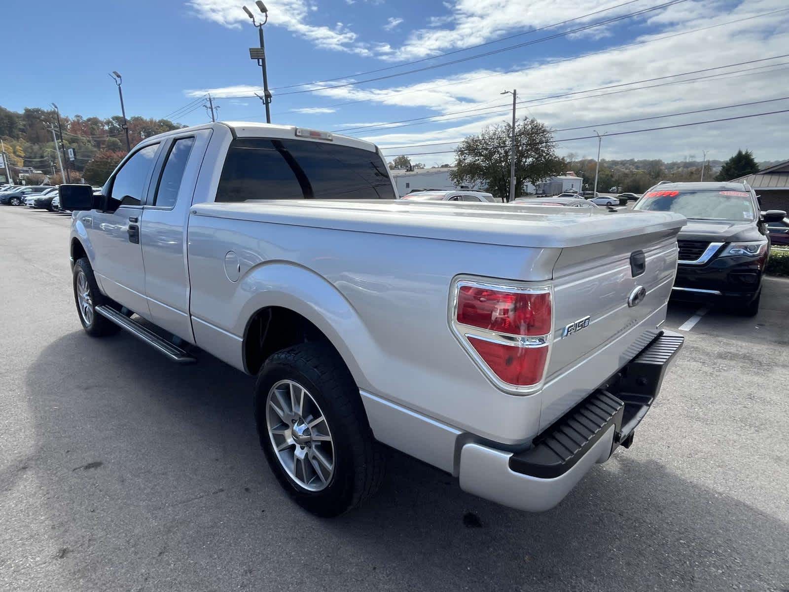 2014 Ford F-150 STX 4WD SuperCab 145 6