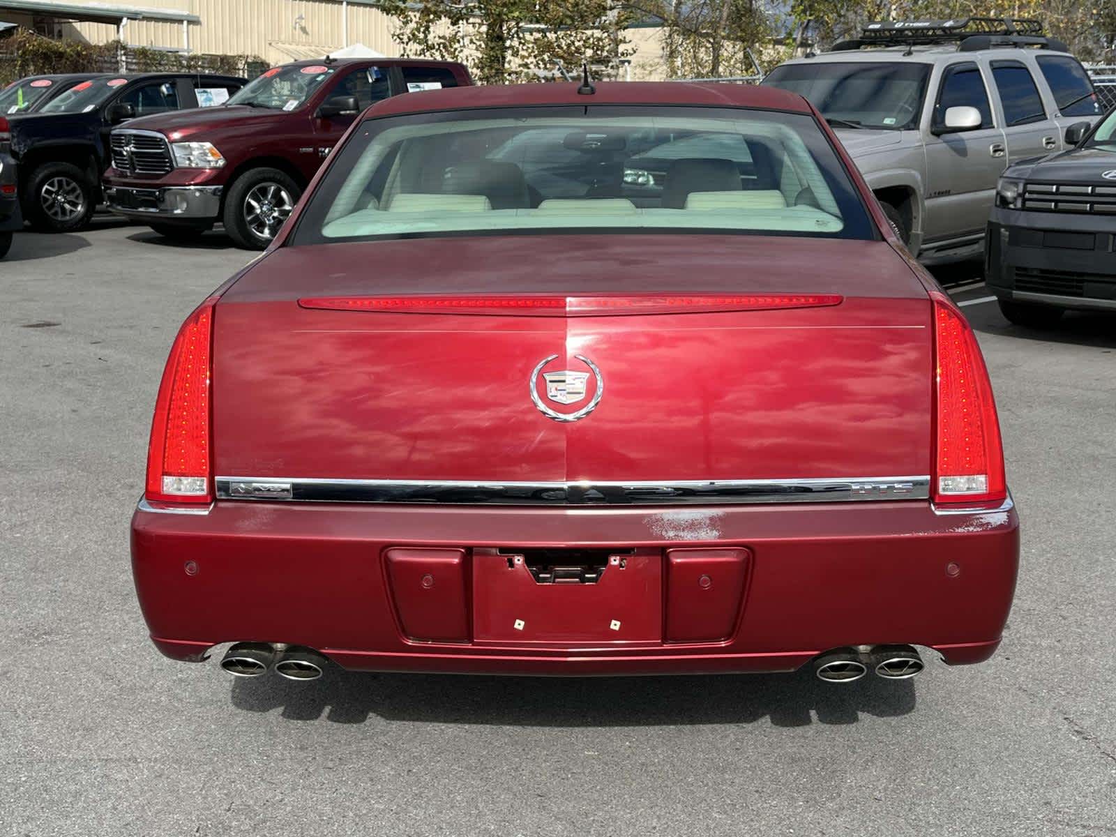 2008 Cadillac DTS w/1SE 7